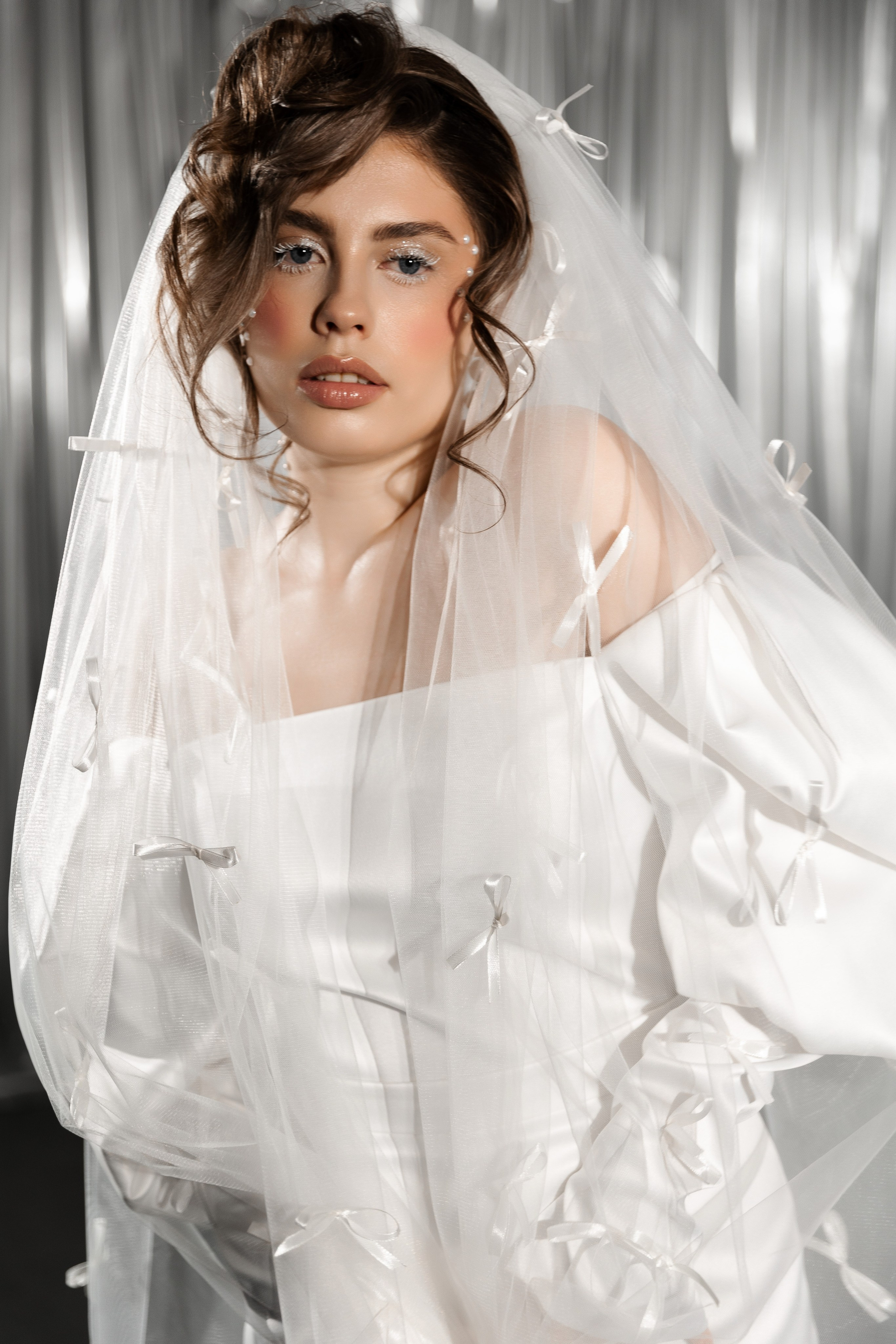 Ксения. Я Ира и я фотографирую свадьбы более 10 лет