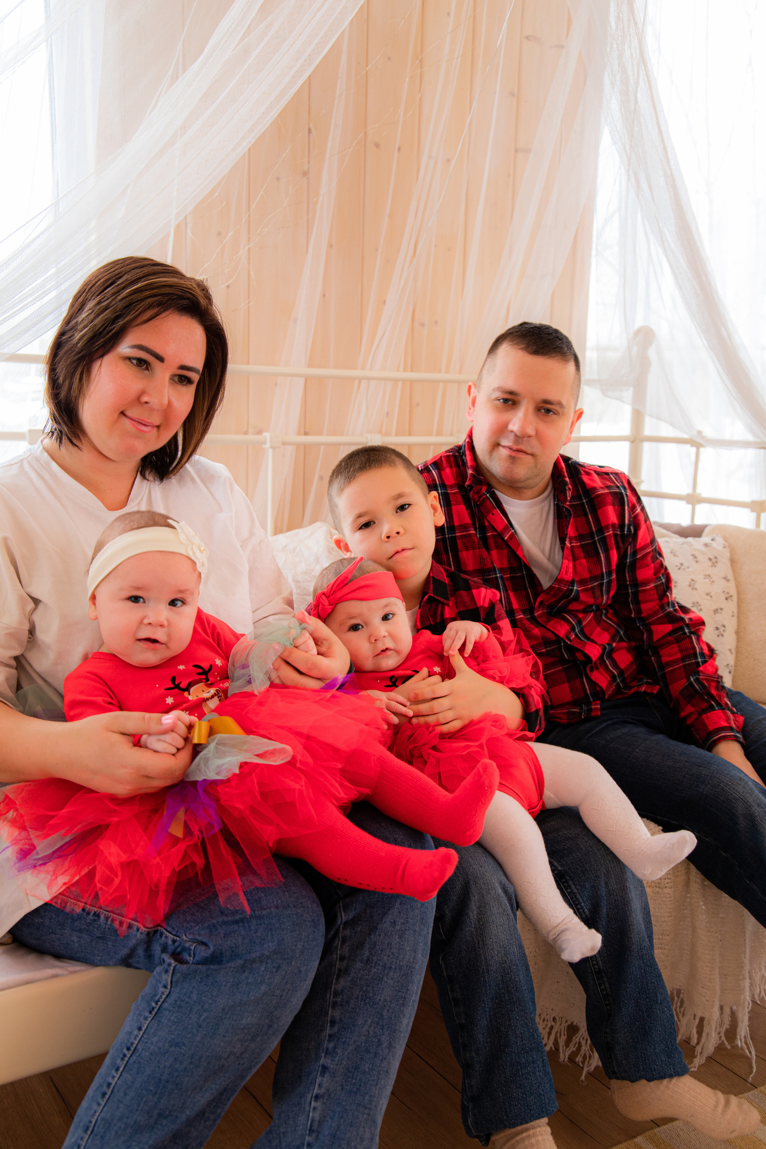 Наталья и семья (Фотодеревня Видное). Семейный и свадебный фотограф Видное Москва Екатерина Пятова