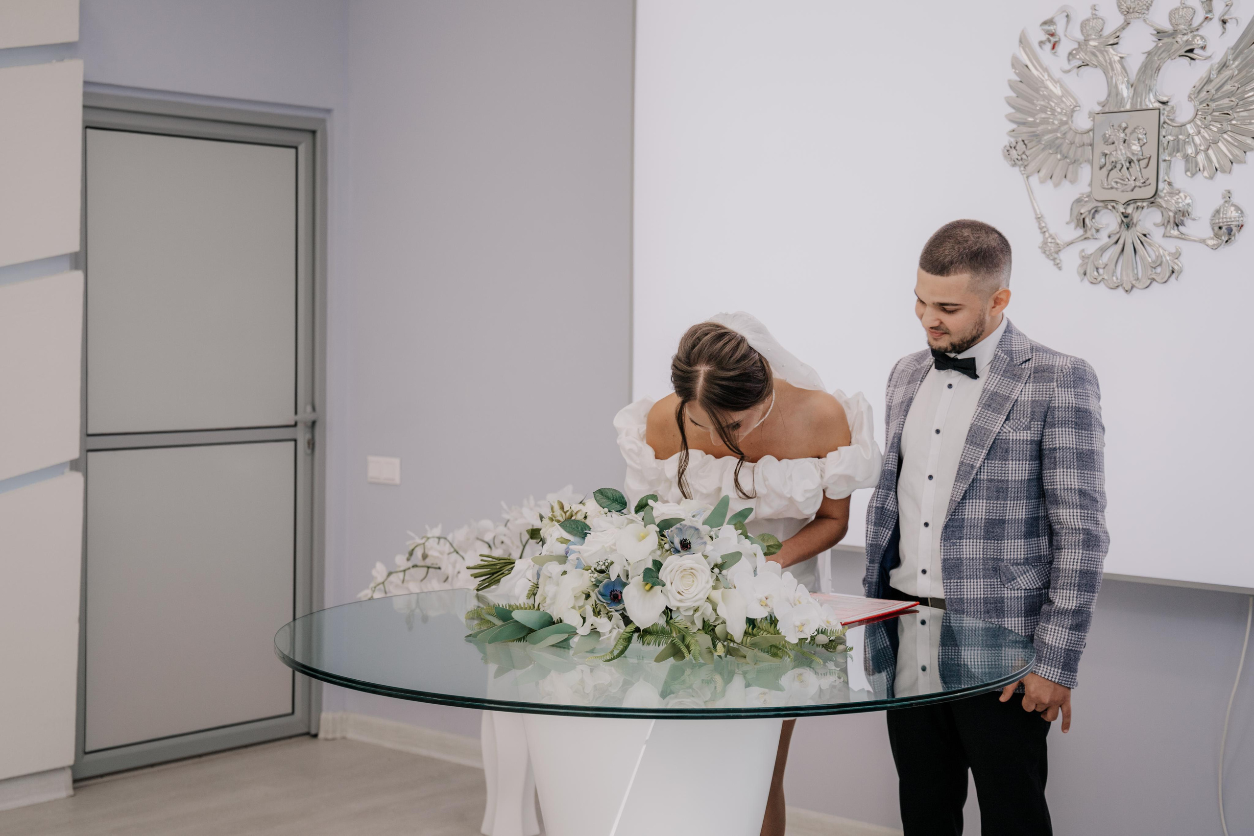 Яна и Геннадий (ЗАГС Домодедово). Семейный и свадебный фотограф Видное Москва Екатерина Пятова