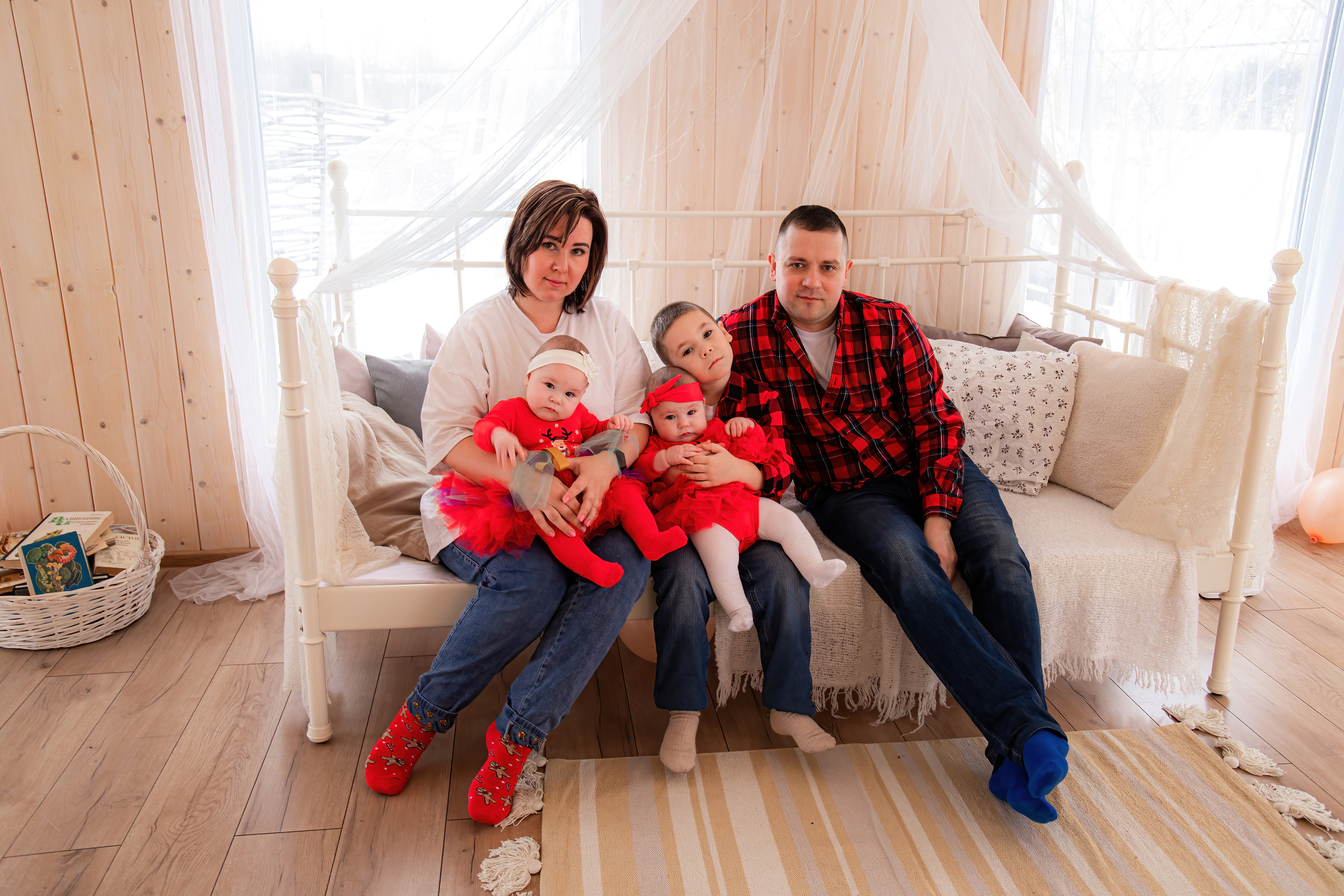 Наталья и семья (Фотодеревня Видное). Семейный и свадебный фотограф Видное Москва Екатерина Пятова