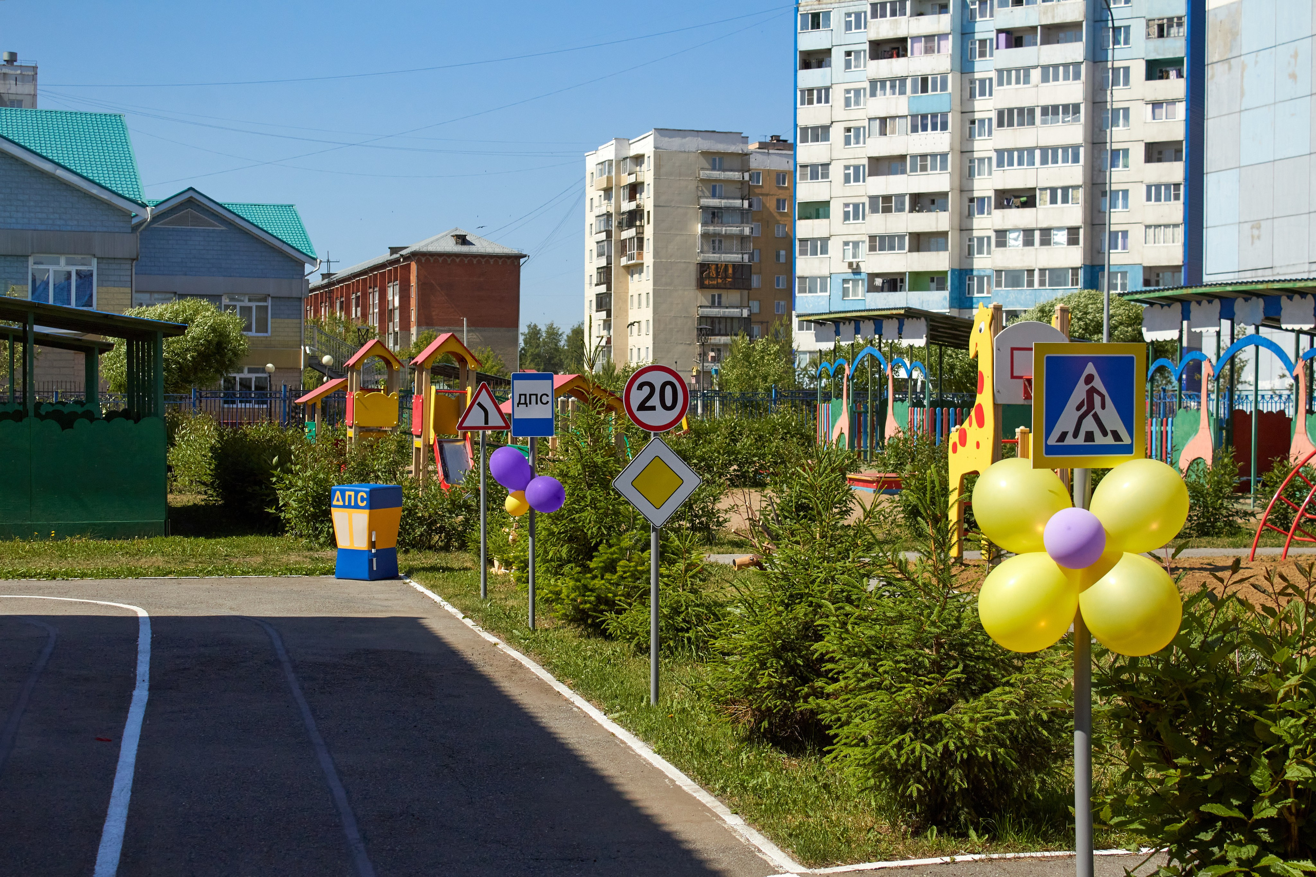 Открытие детского автогородока по безопасности дорожного движения. [fXph] Фотограф Масликов Илья. Съёмка мероприятий в Ленинске-Кузнецком