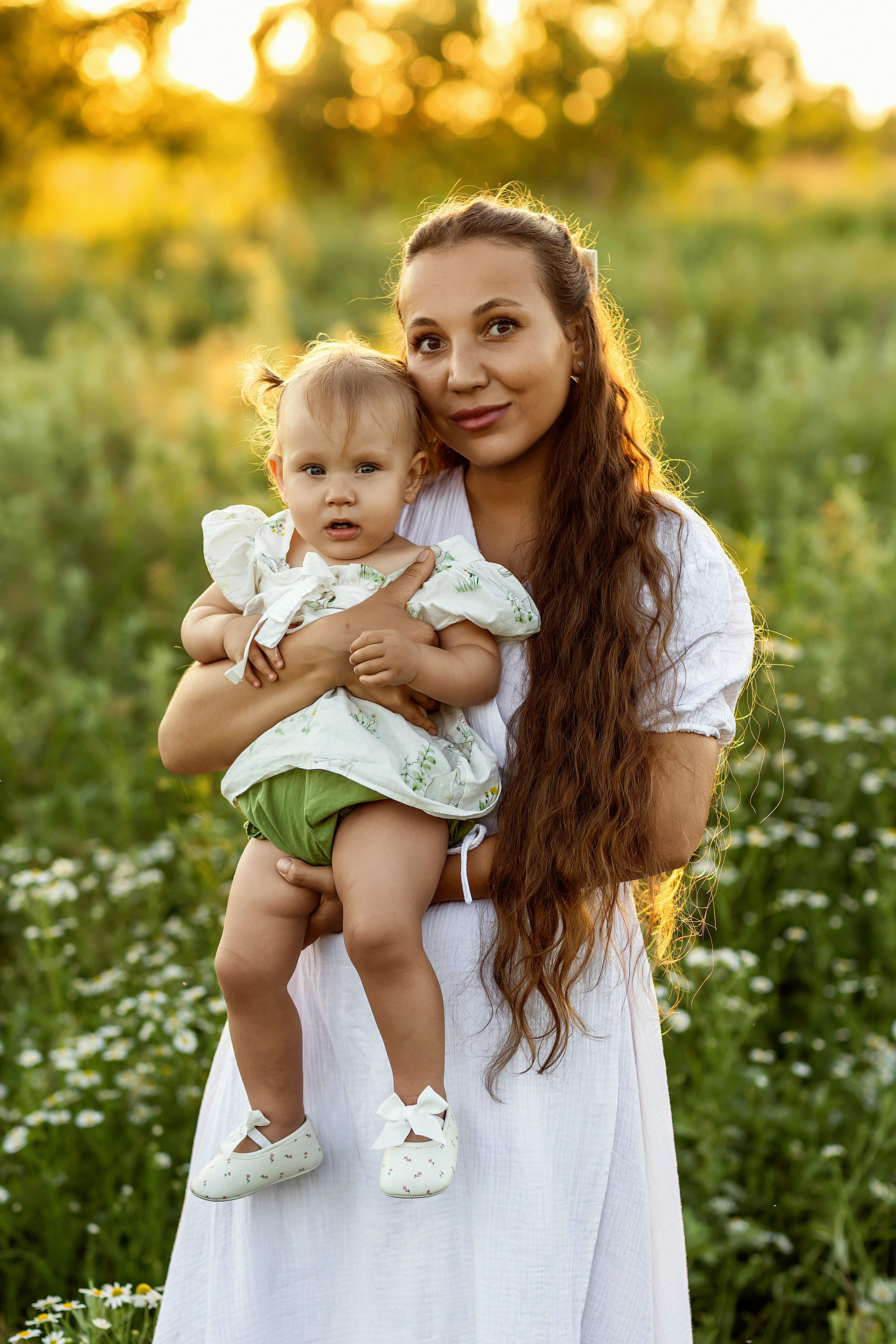 Летняя семейная фотосессия в поле. Детский и семейный фотограф Елена Воропаева