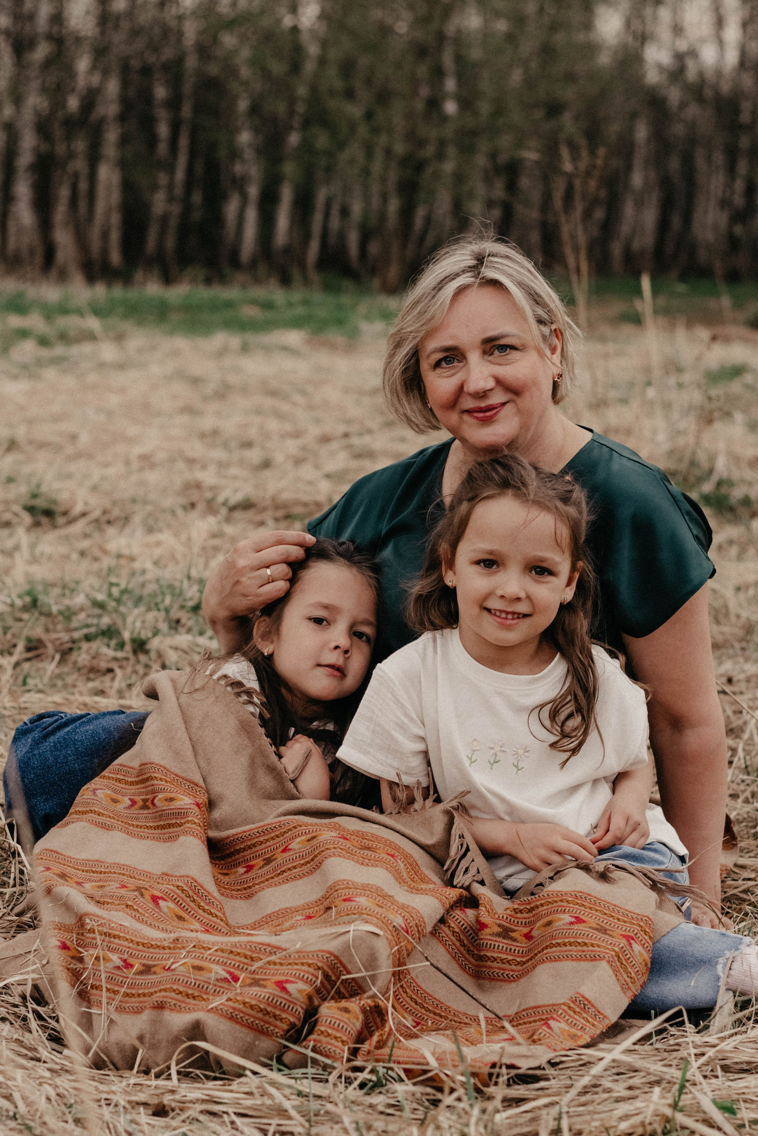 Прогулка с любимыми. Фотоссесия на природе. Семейный фотограф в Железнодорожном Масаева Елена