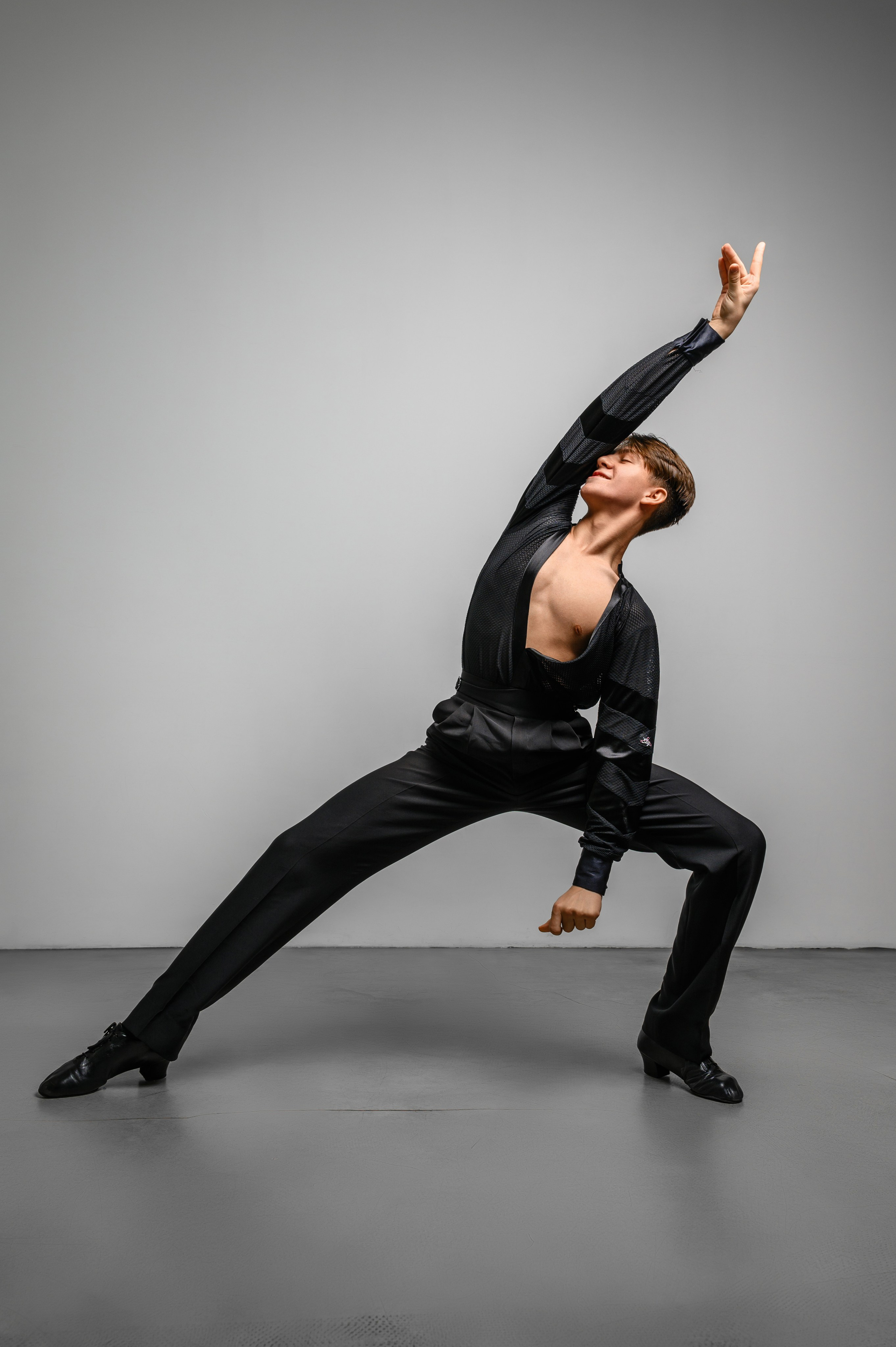 Студийная танцевальная съемка. Фотограф Светозар Андреев