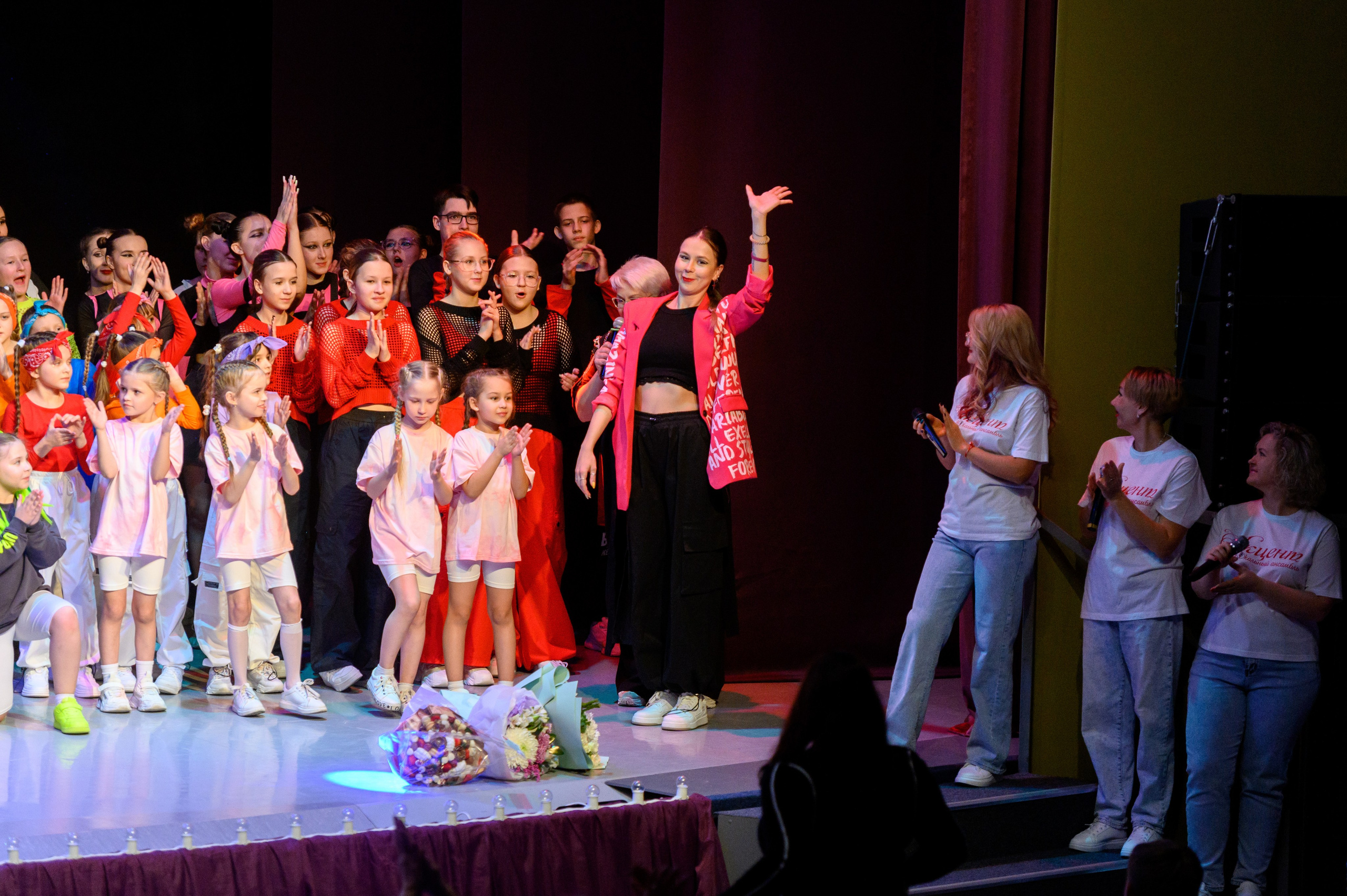 Отчётный концерт «Зажигай». Главная