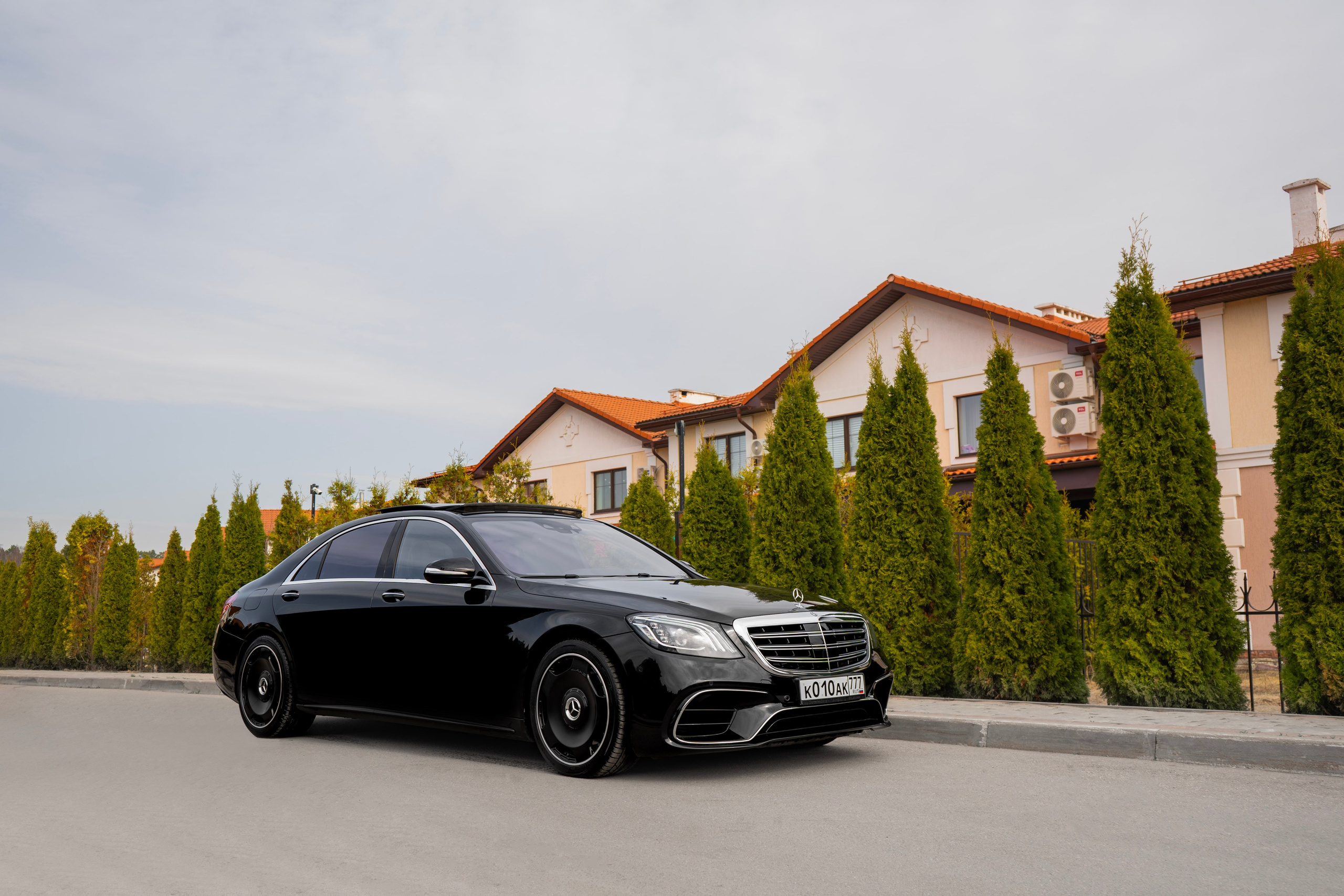 Mercedes S-class (W222)