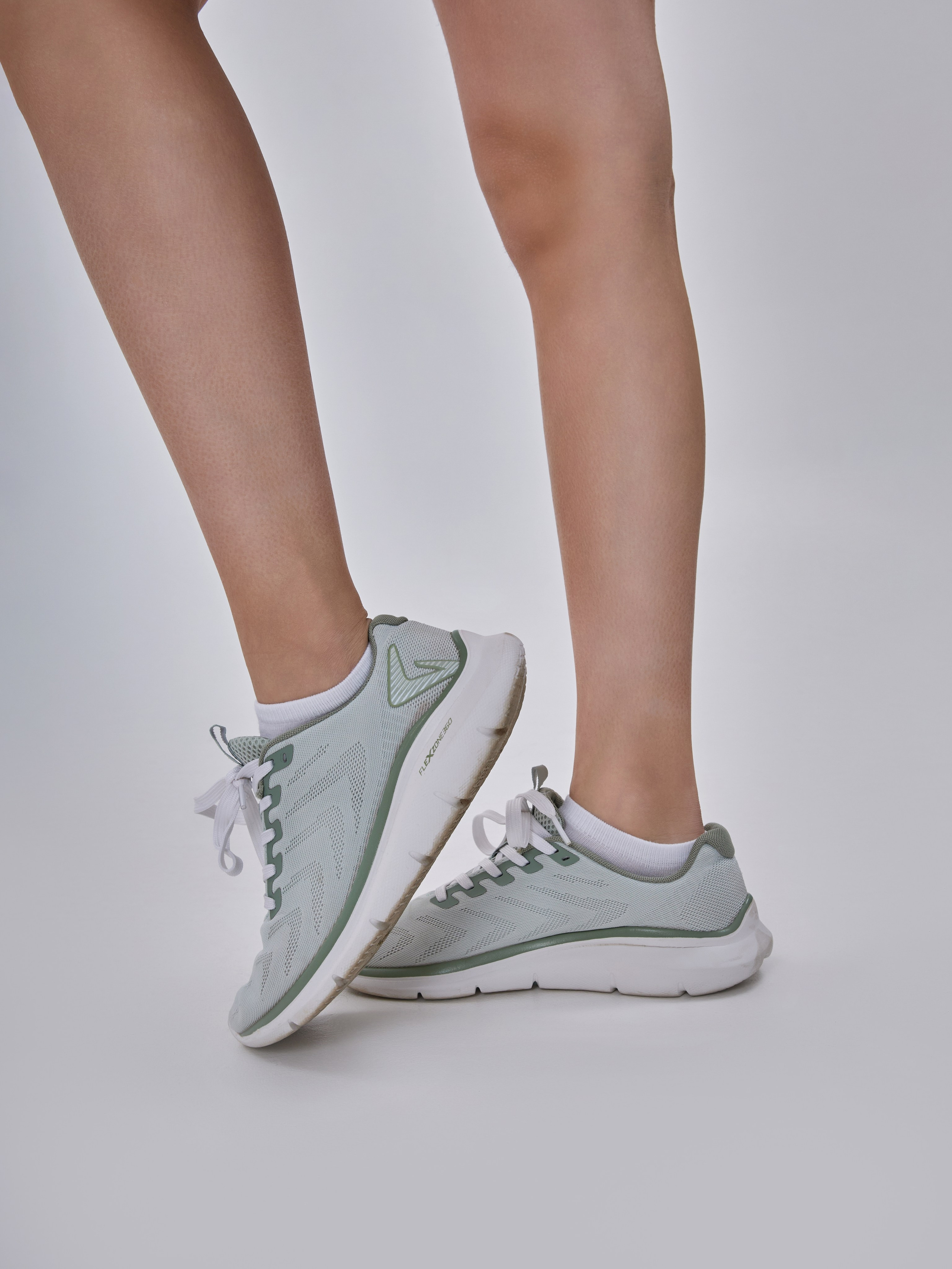 Носки. Фотограф