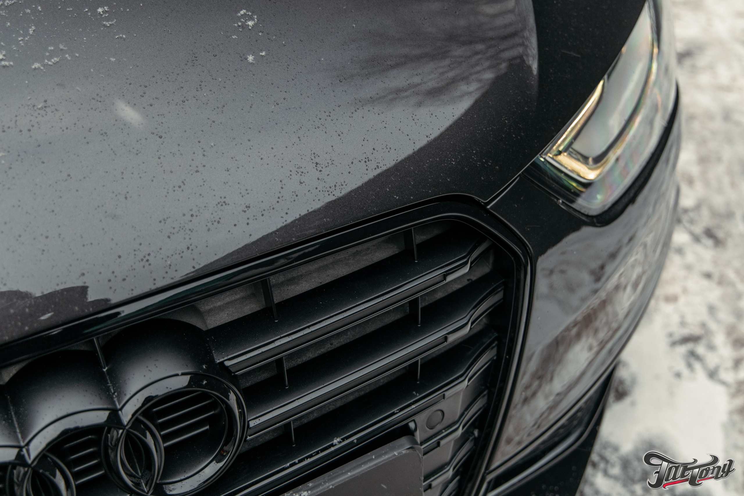 Audi S4 полный окрас кузова, кузовные работы и антихром. DeLorein