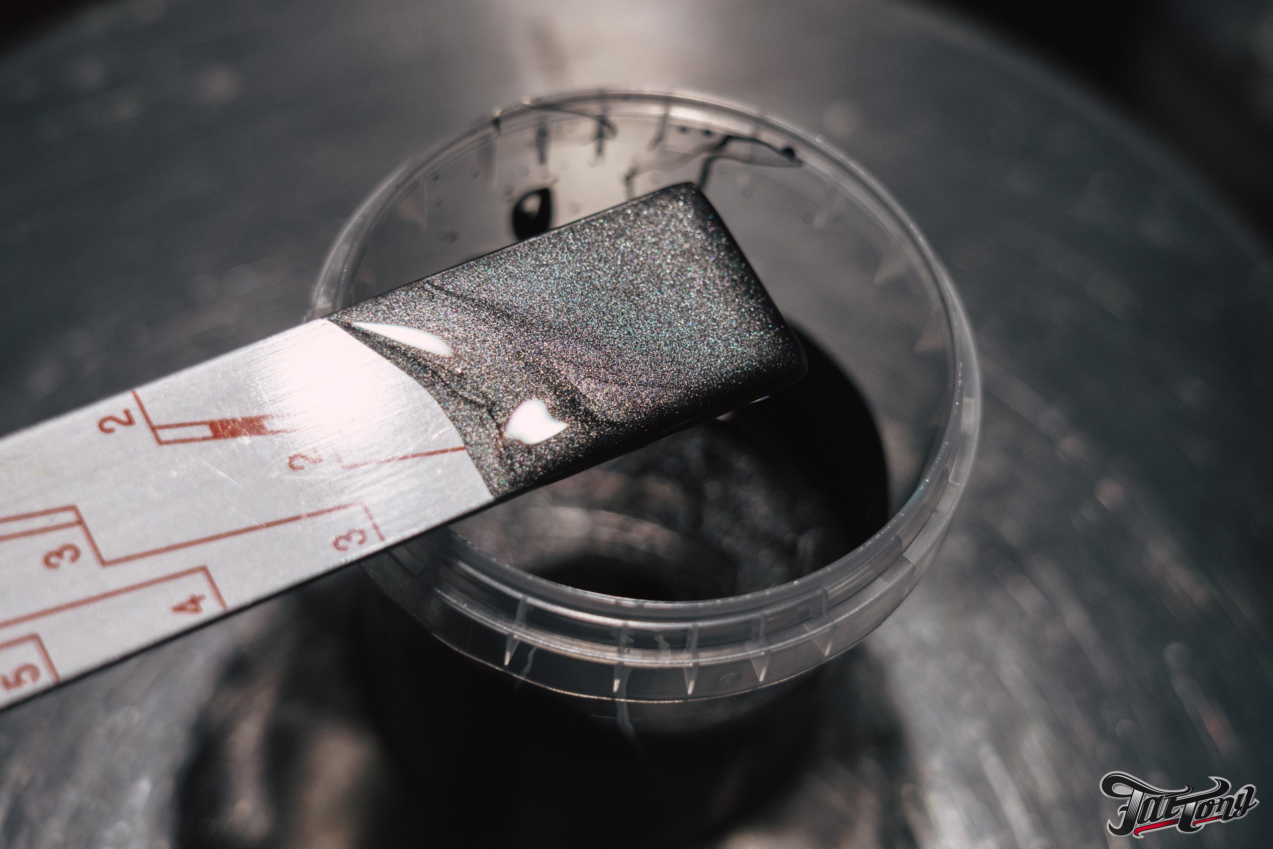 Lamborghini Urus перешив поврежденных элементов салона, окрас капота и деталей. DeLorein