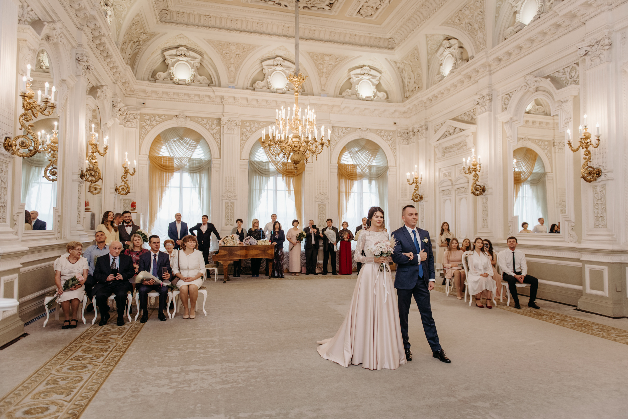 Осенняя свадьба Екатерины и Евгения. Свадебный фотограф в Санкт-Петербурге Венера Ахметова