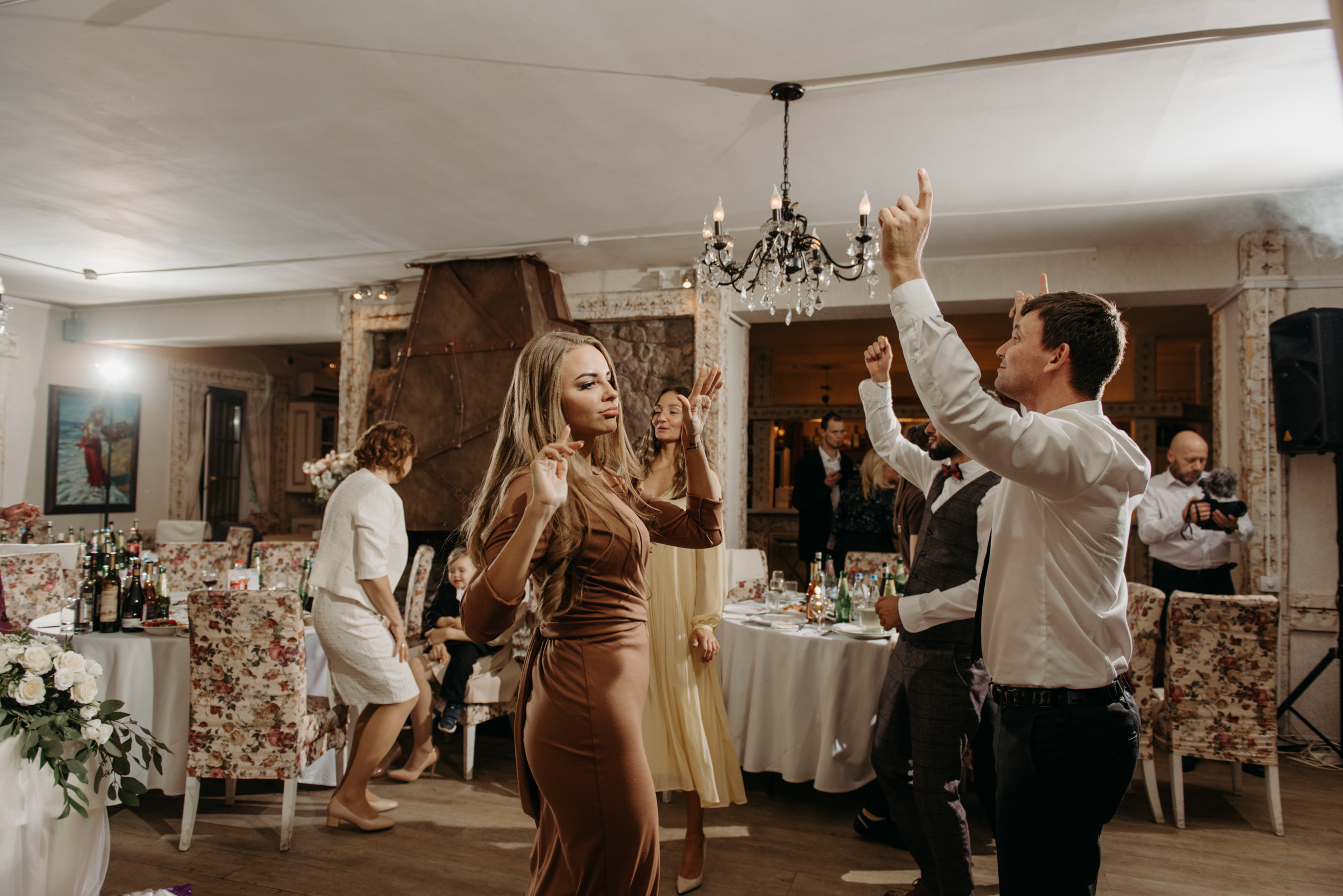 Осенняя свадьба Екатерины и Евгения. Свадебный фотограф в Санкт-Петербурге Венера Ахметова