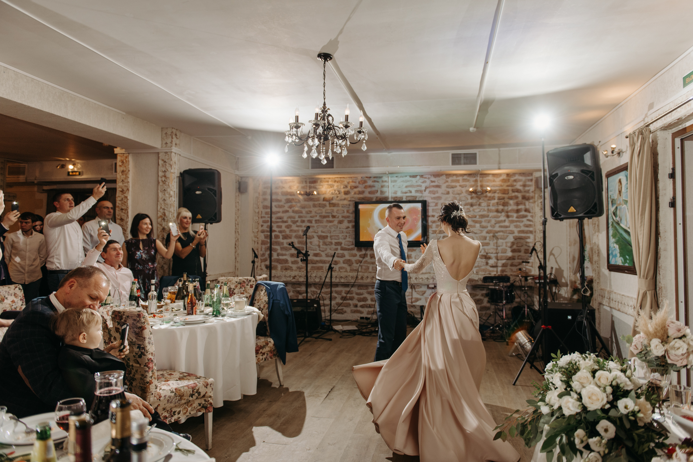 Осенняя свадьба Екатерины и Евгения. Свадебный фотограф в Санкт-Петербурге Венера Ахметова