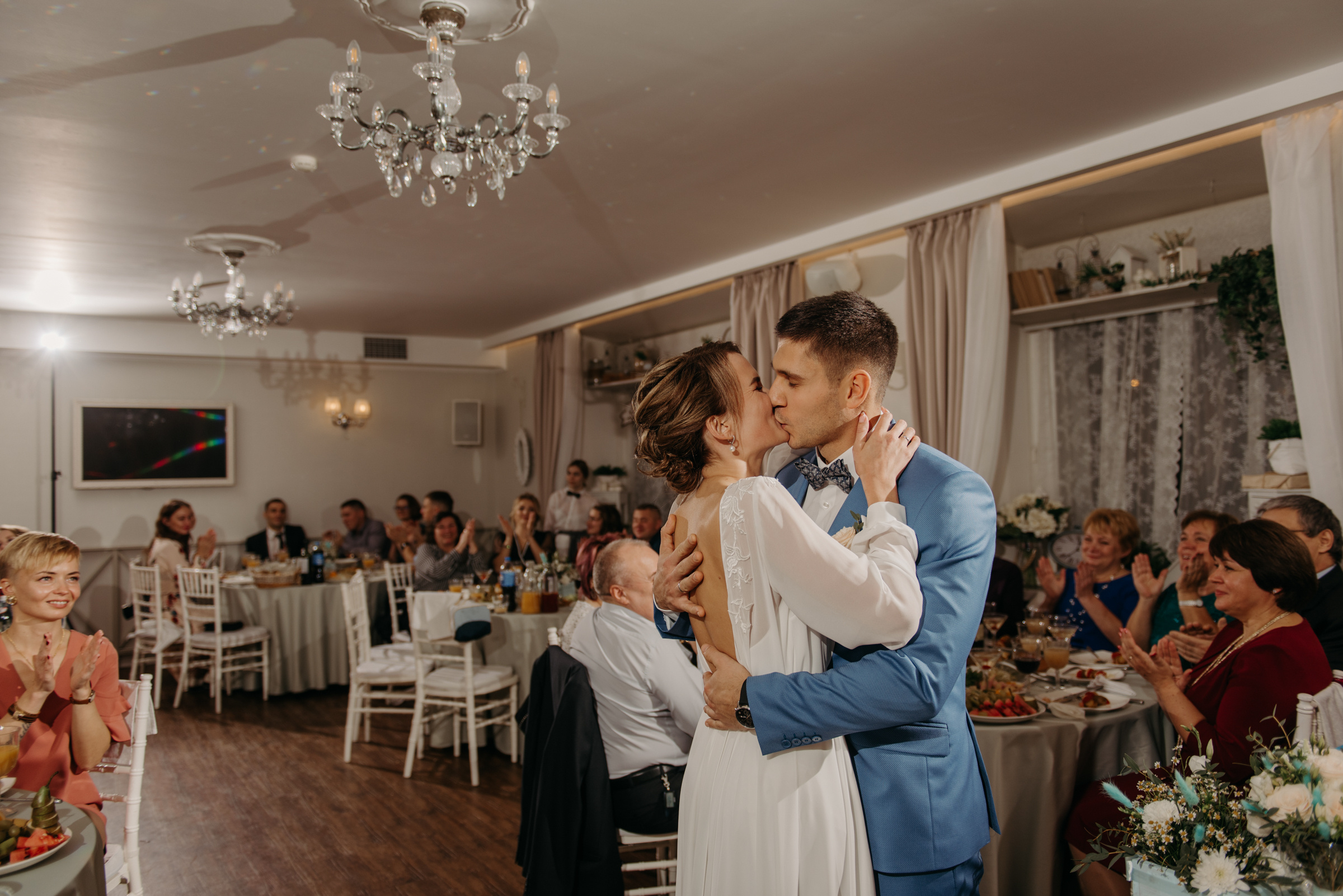 Осенняя свадьба Надежды и Дмитрия. Свадебный фотограф в Санкт-Петербурге Венера Ахметова