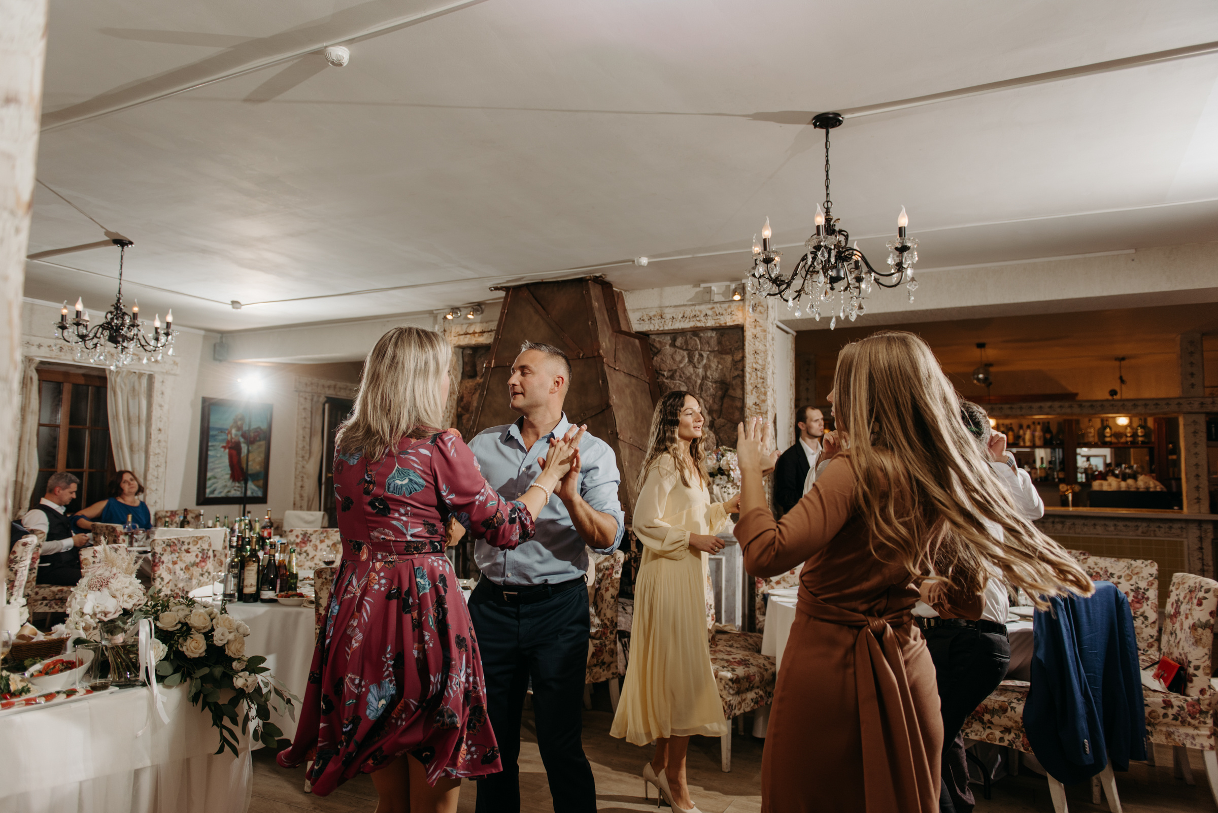 Осенняя свадьба Екатерины и Евгения. Свадебный фотограф в Санкт-Петербурге Венера Ахметова