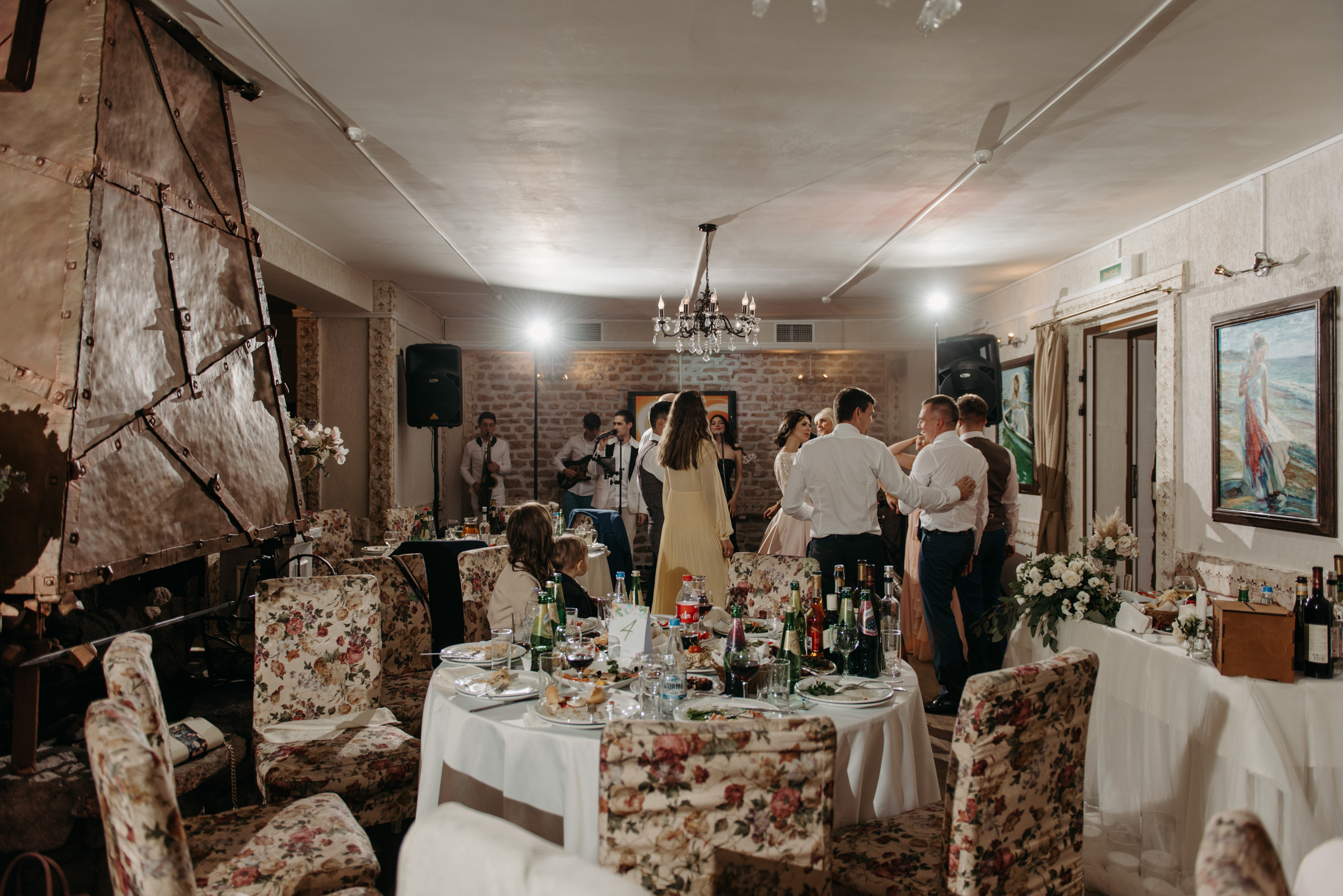 Осенняя свадьба Екатерины и Евгения. Свадебный фотограф в Санкт-Петербурге Венера Ахметова