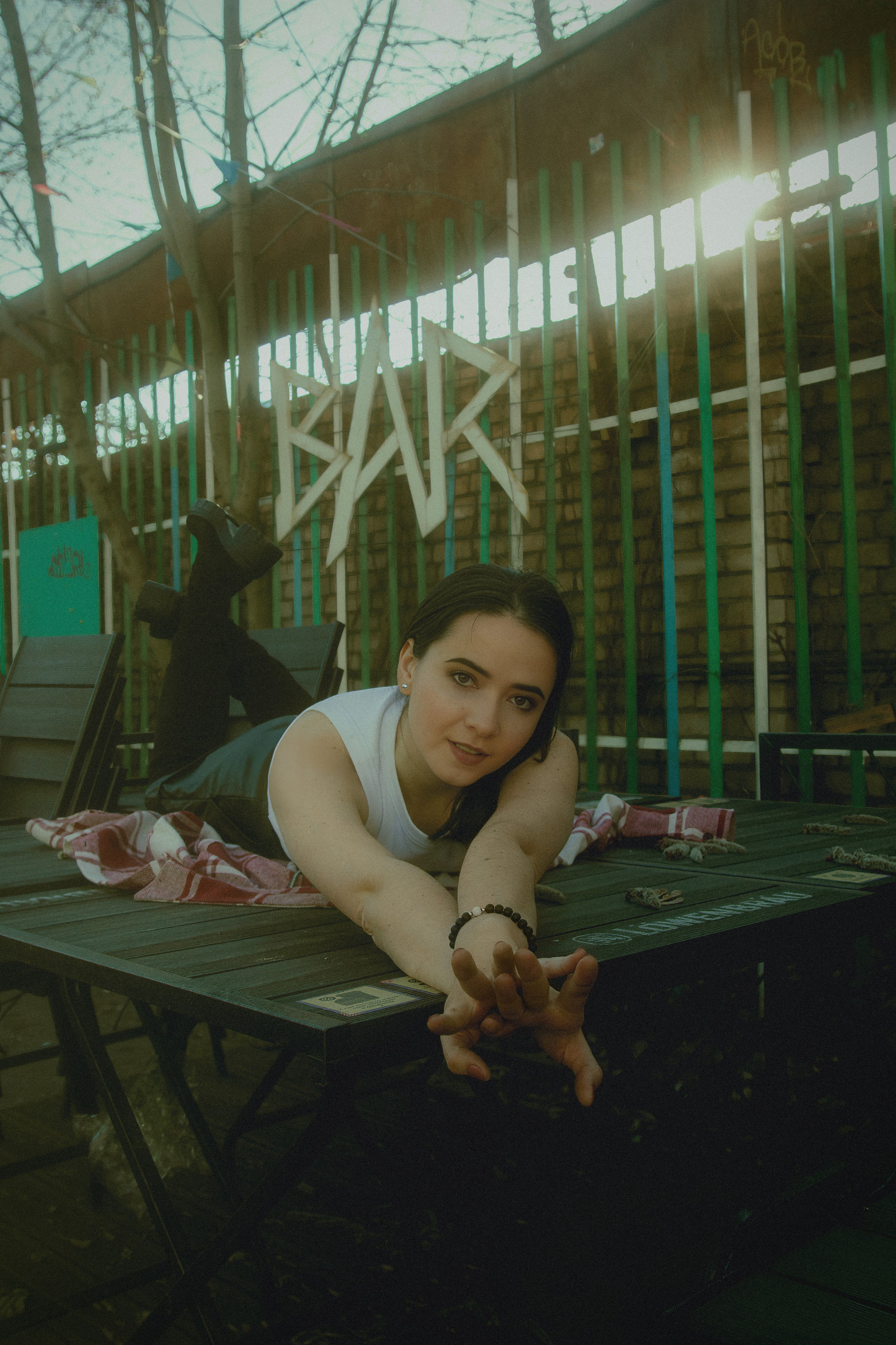 Солнечный Апрель