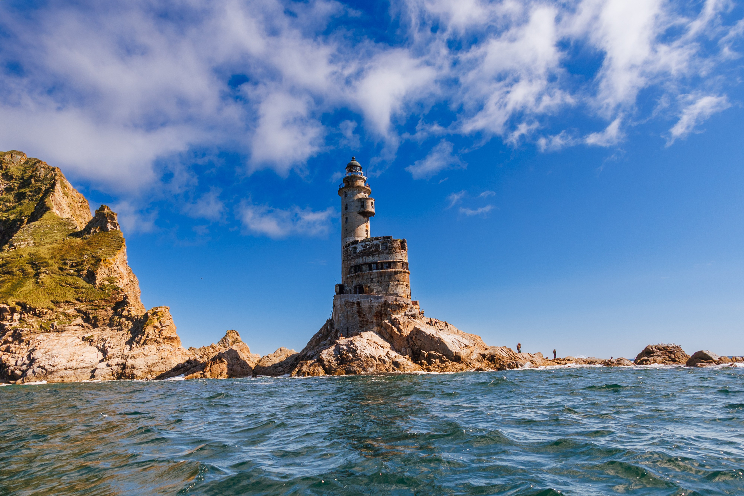 Маяк Анива. Свадебный, семейный и репортажный фотограф в Южно-Сахалинске Артур Петросян