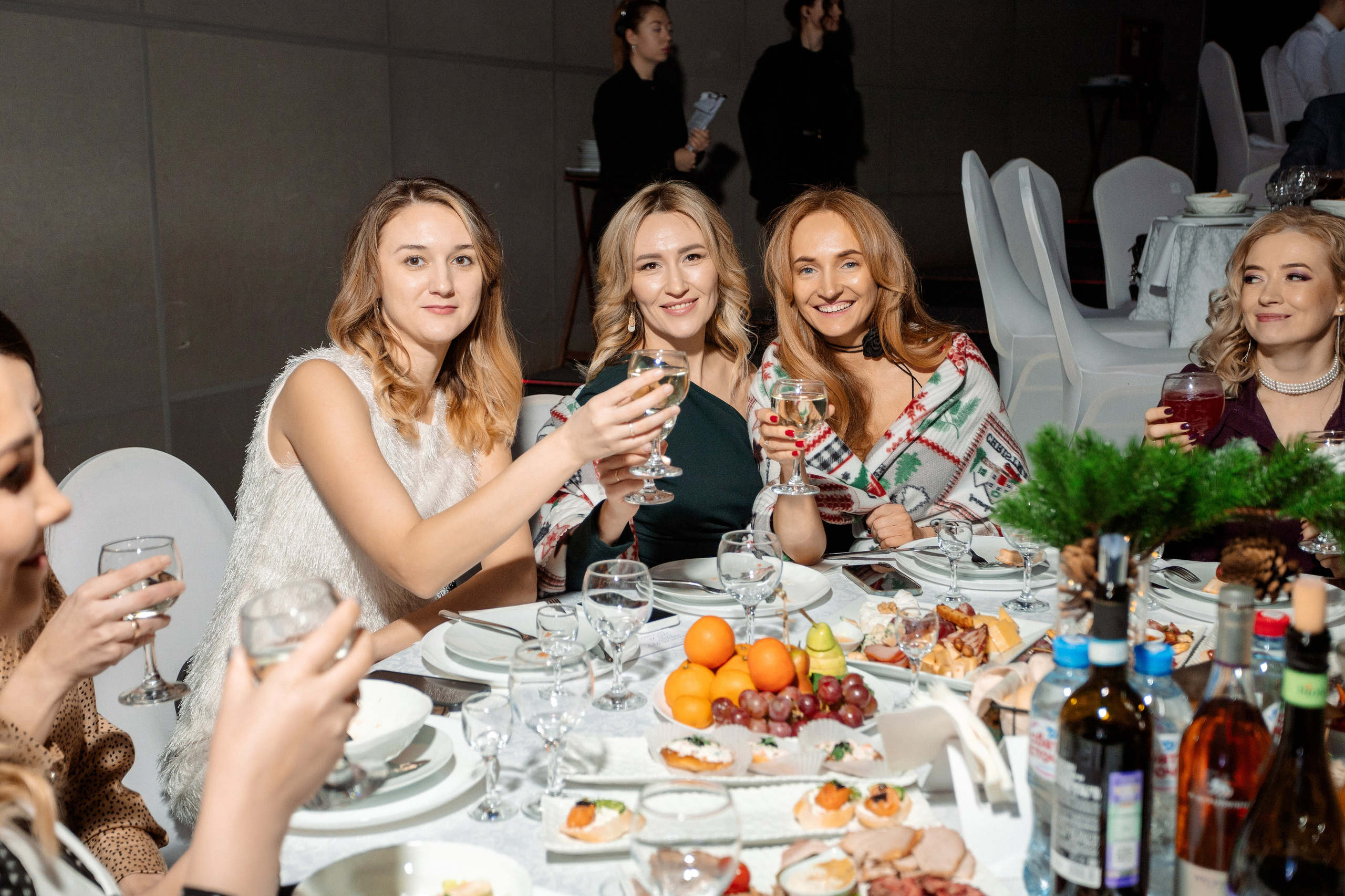 РЕПОРТАЖ: НОВЫЙ ГОД В ДК МЕТАЛЛУРГ. Профессиональный фотограф в Ижевске Леша Петров