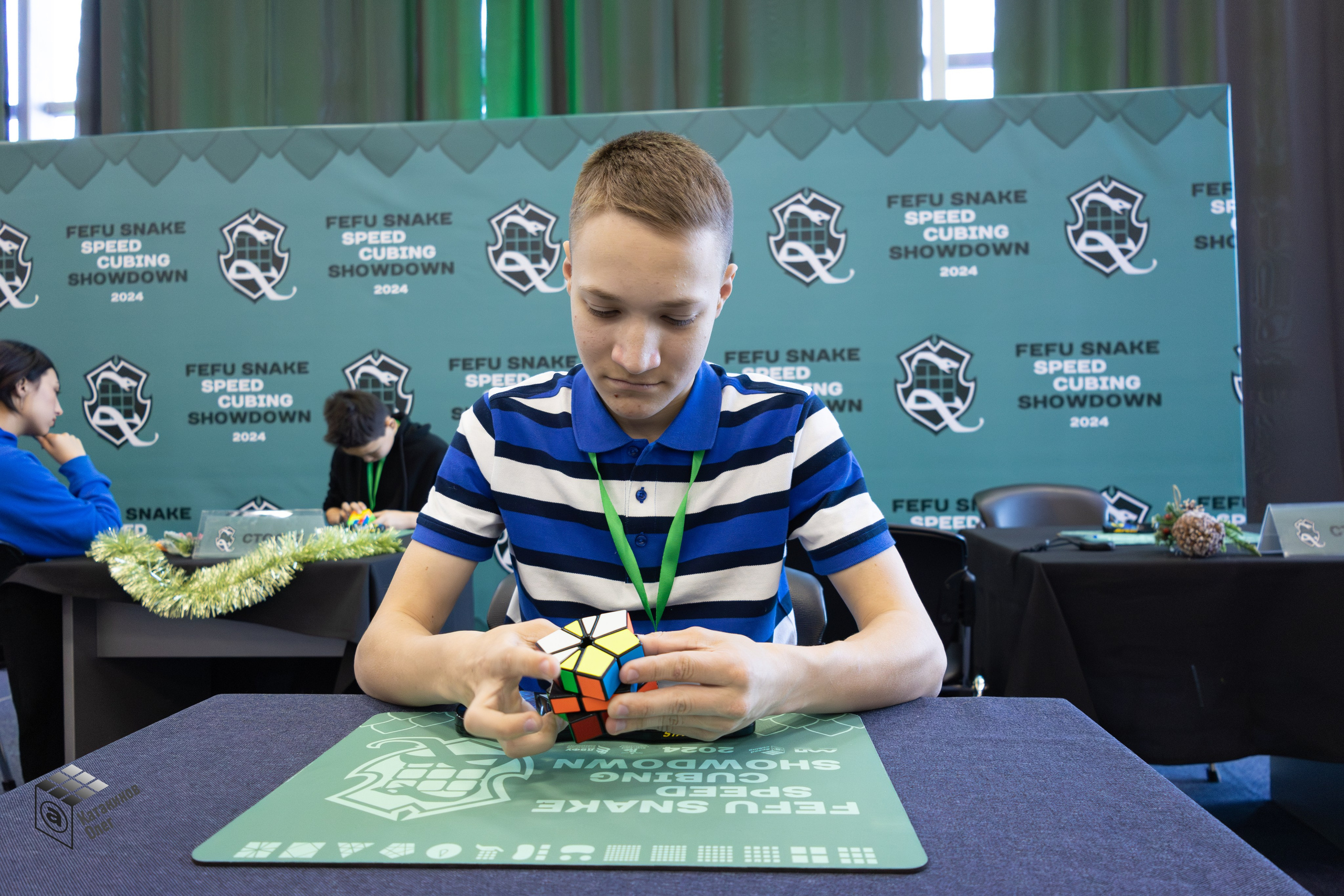 FEFU Snake Speedcubing Showdown 2024. Олег Катакинов| Репортажный фотограф в городе у моря (Владивосток)