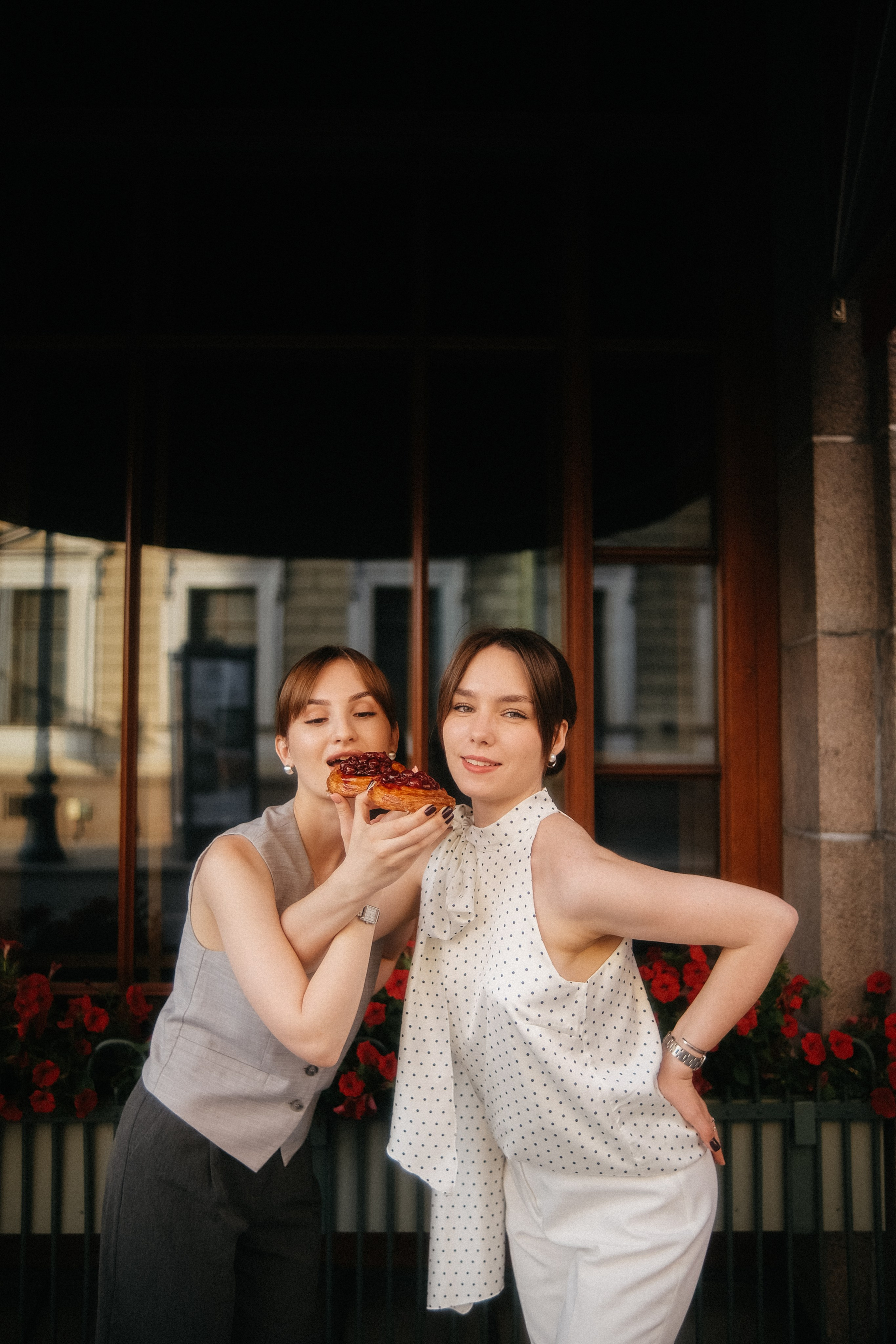 Света & Даша. Phdkvmr.ru