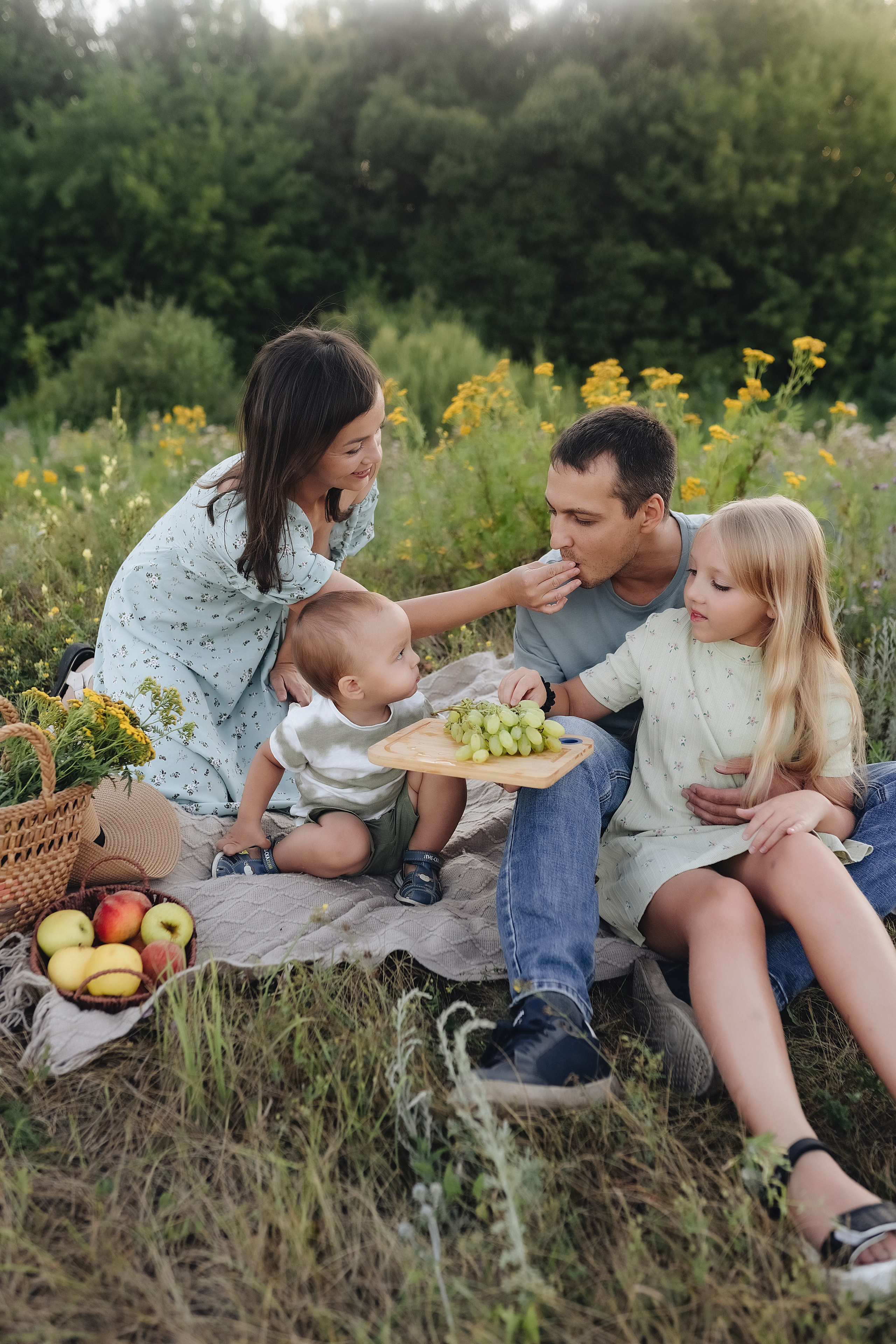 Семейная съемка на закате. Фотограф Карина Шмулёва. Воронеж и область
