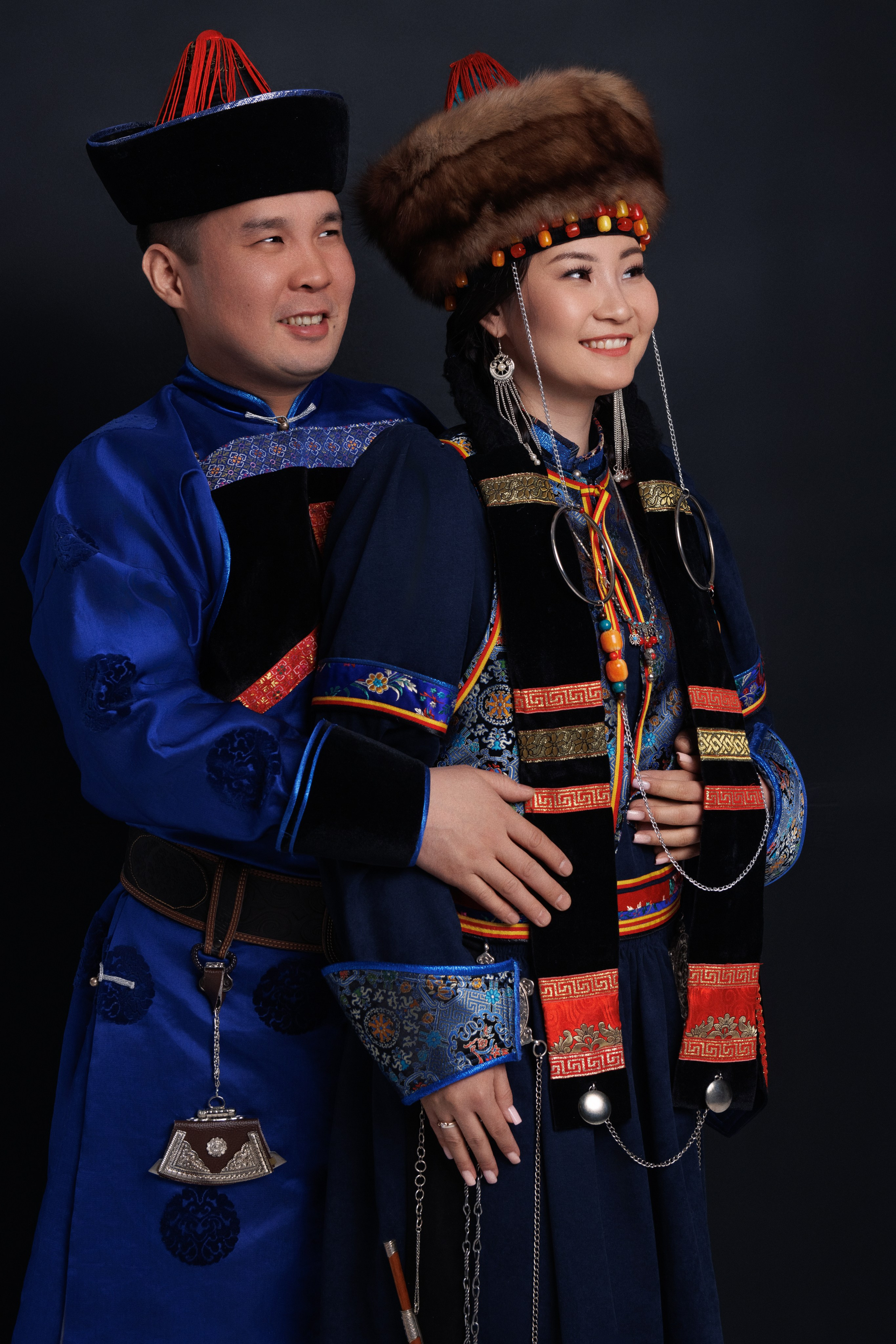 В национальном костюме. Фотограф Улан-Удэ Алексей Раднаев RAD