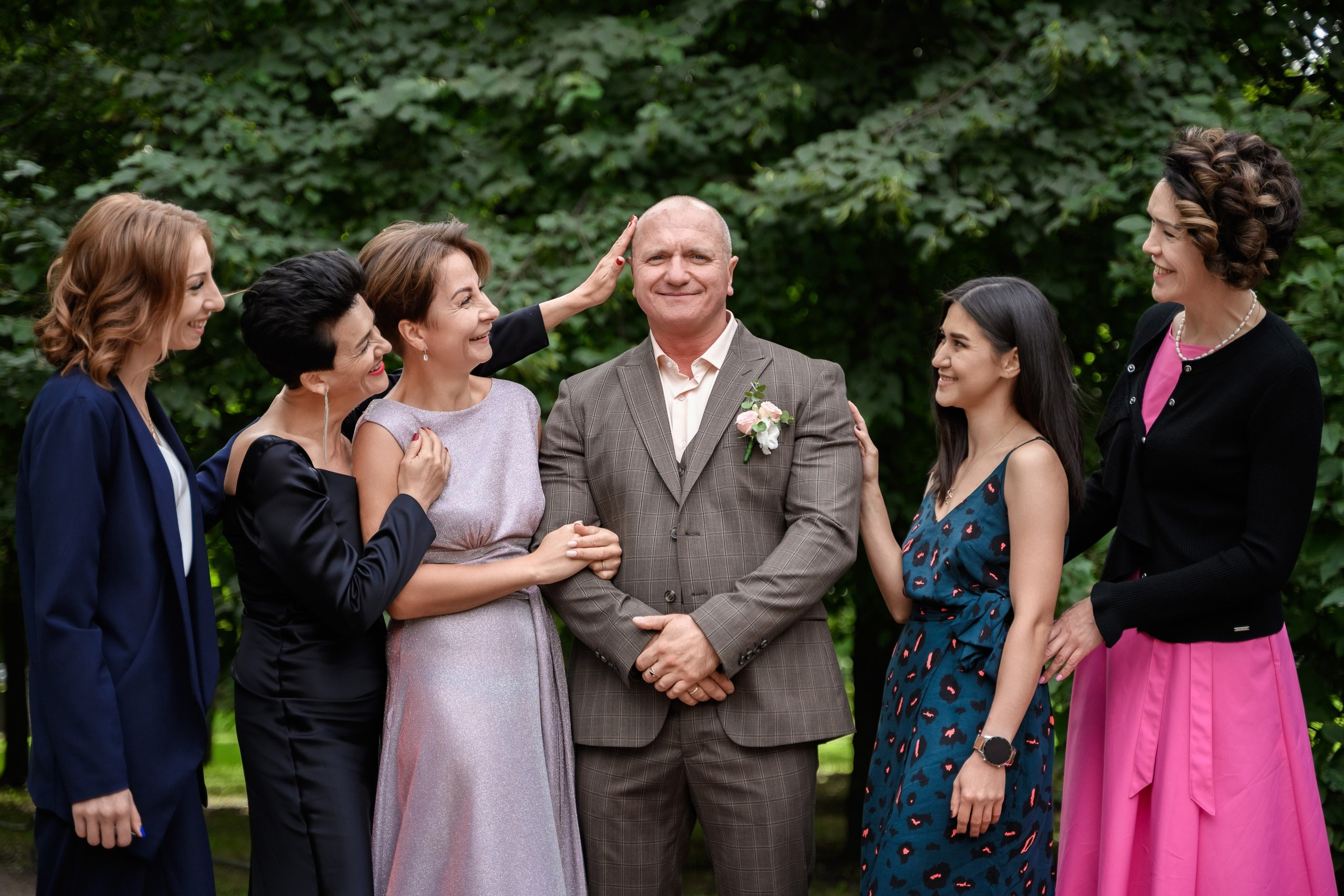 Услуги и цены фотографа в СПб. Стоимость фотосъёмки в Санкт-Петербурге. Фотограф на свадьбу, корпоратив, юбилей, мероприятие, в загс цена. Фотограф Алексей Лукин. Свадьба, мероприятие, корпоратив, юбилей, фотосессия, портрет. Фотосъёмка в Санкт-Петербурге. Ретушь фотографий