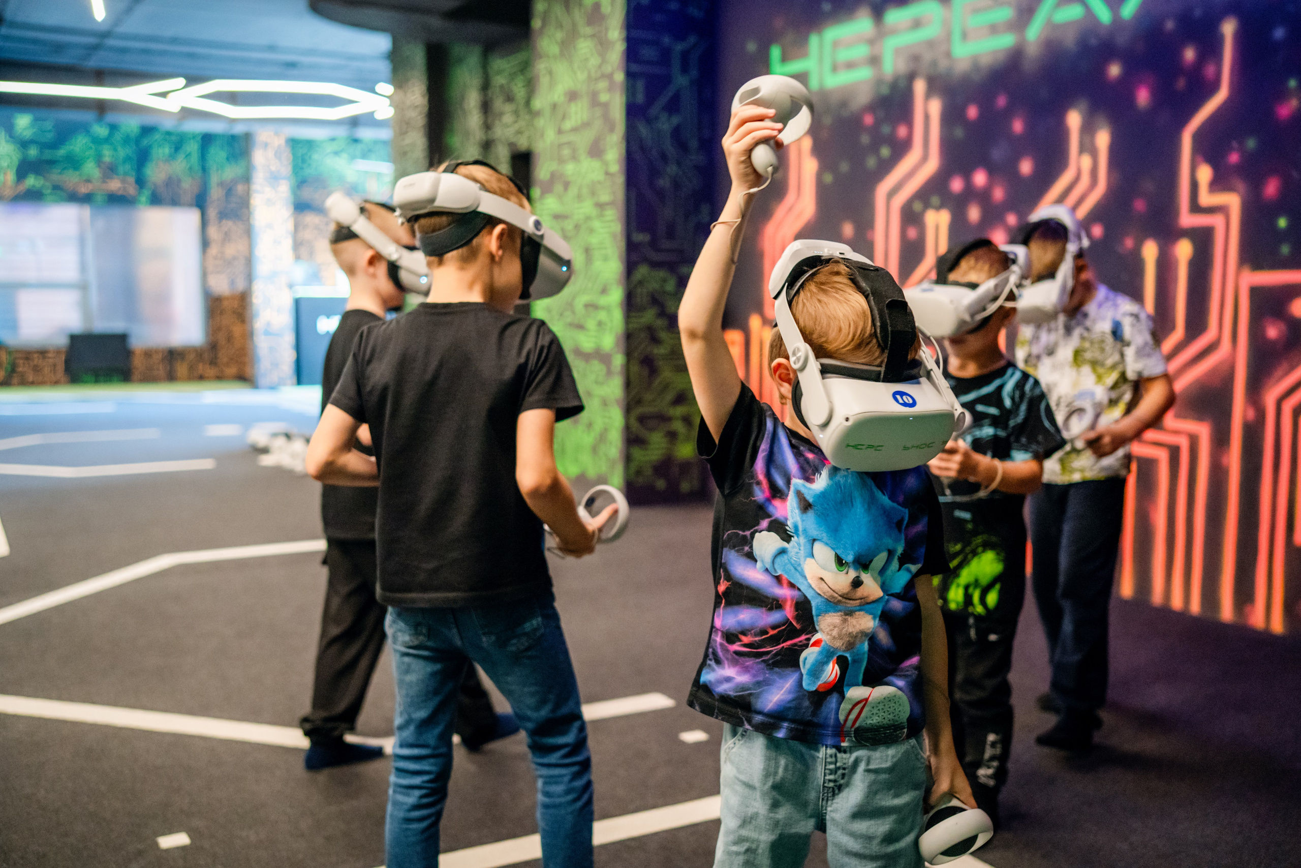 VR (September-October 2024). Felixtones