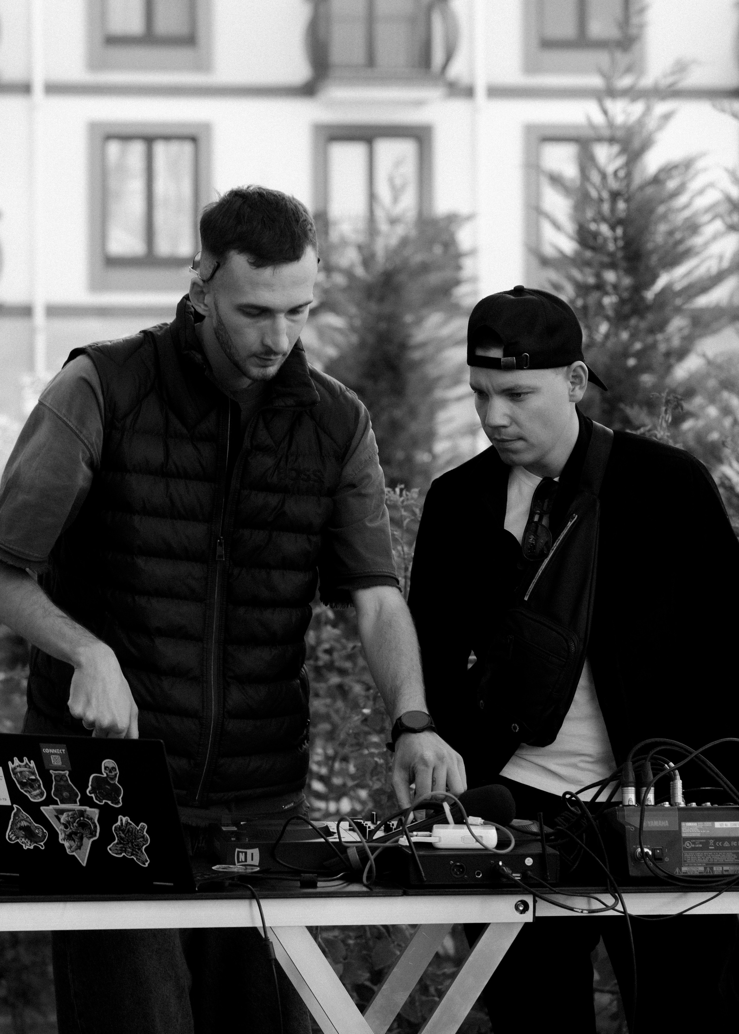 Открытие магазина BraveGuys