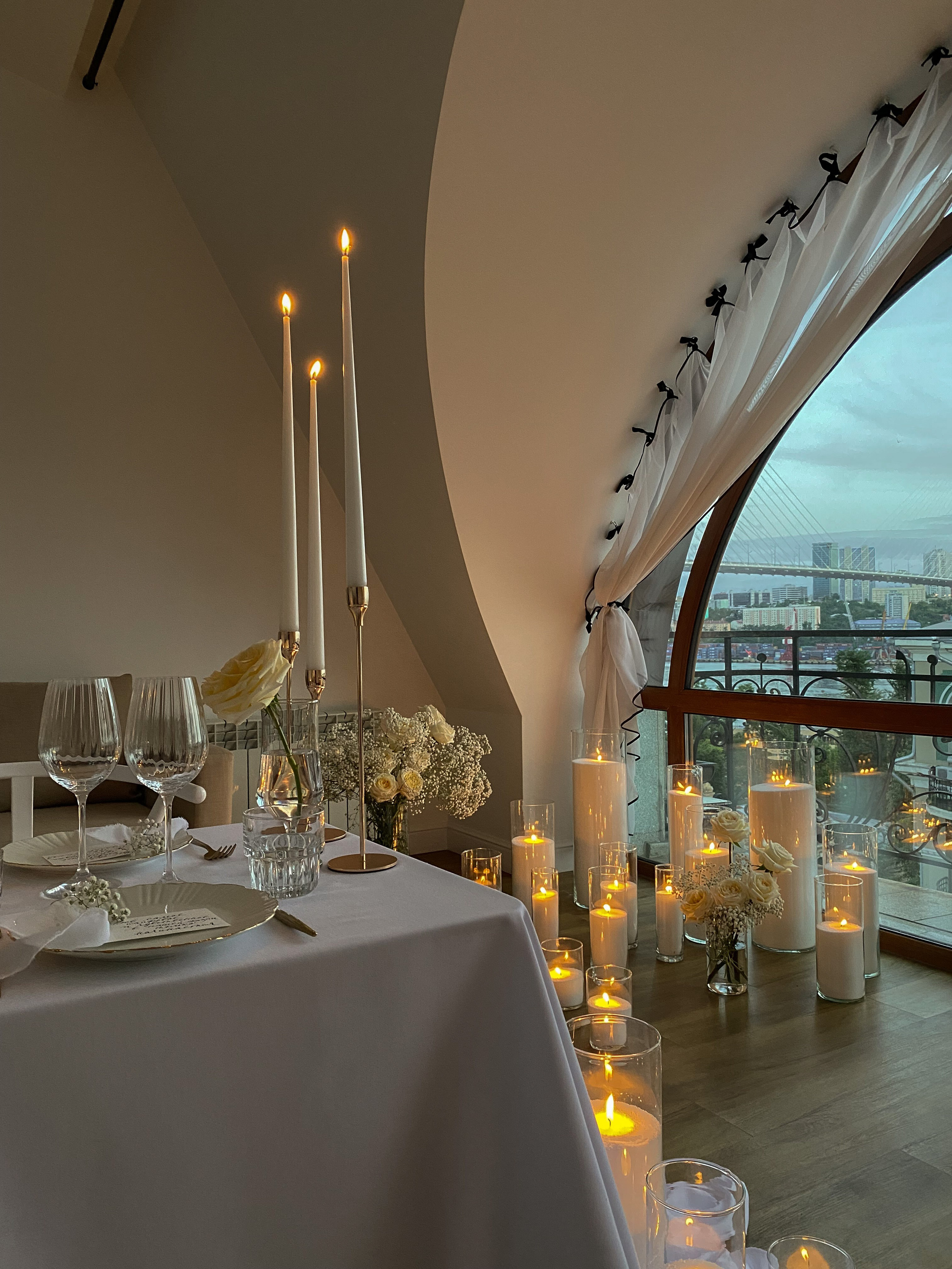 Свидание в отеле во Владивостоке. Организация свадеб и других мероприятий во Владивостоке от «Рядом быть»