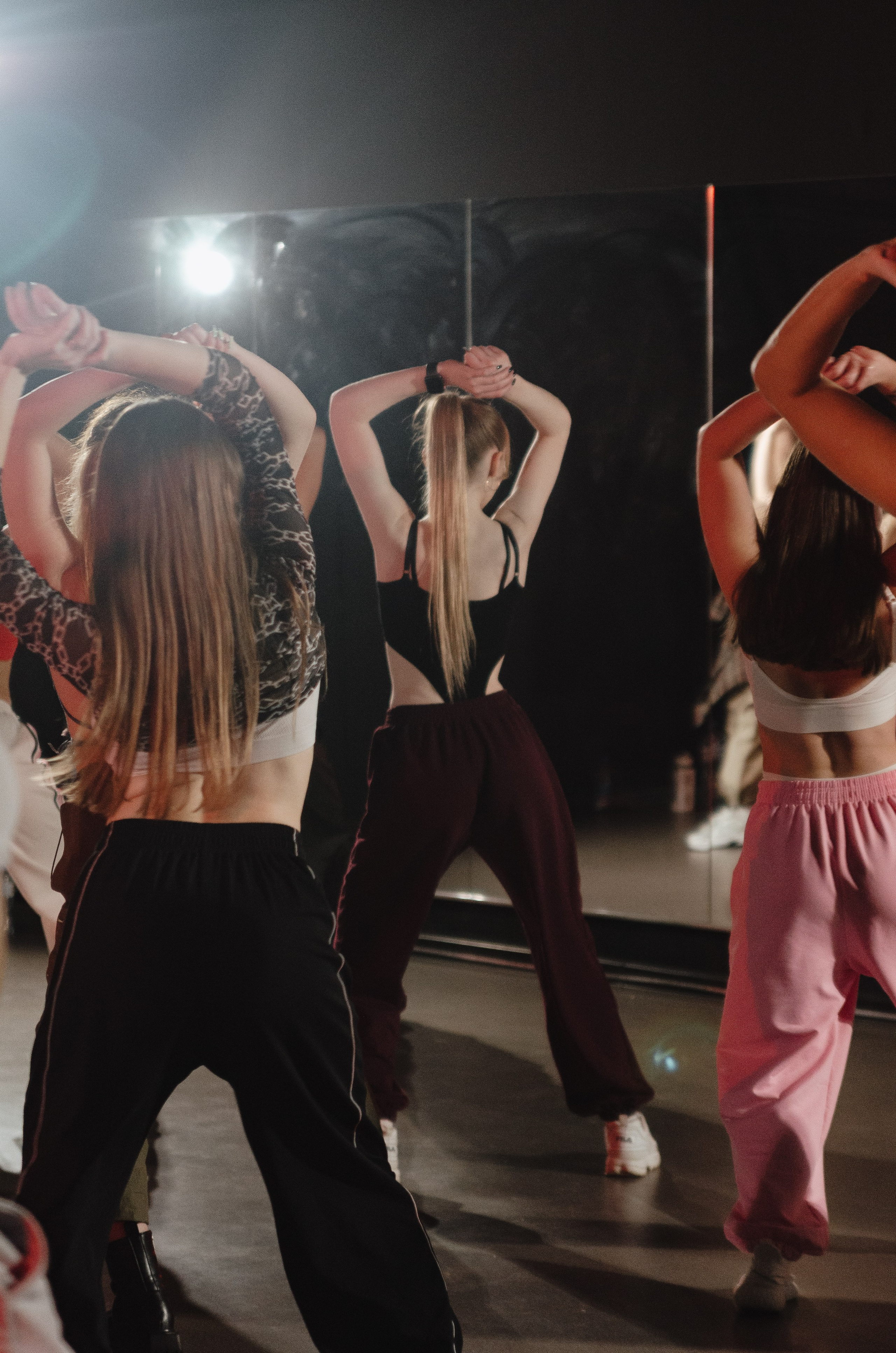 Мастер-классы по High Heels/Girly hip-hop от Оксаны ATTA. Денисова Аля — фотограф для парных съемок и индивидуальных историй в Барнауле