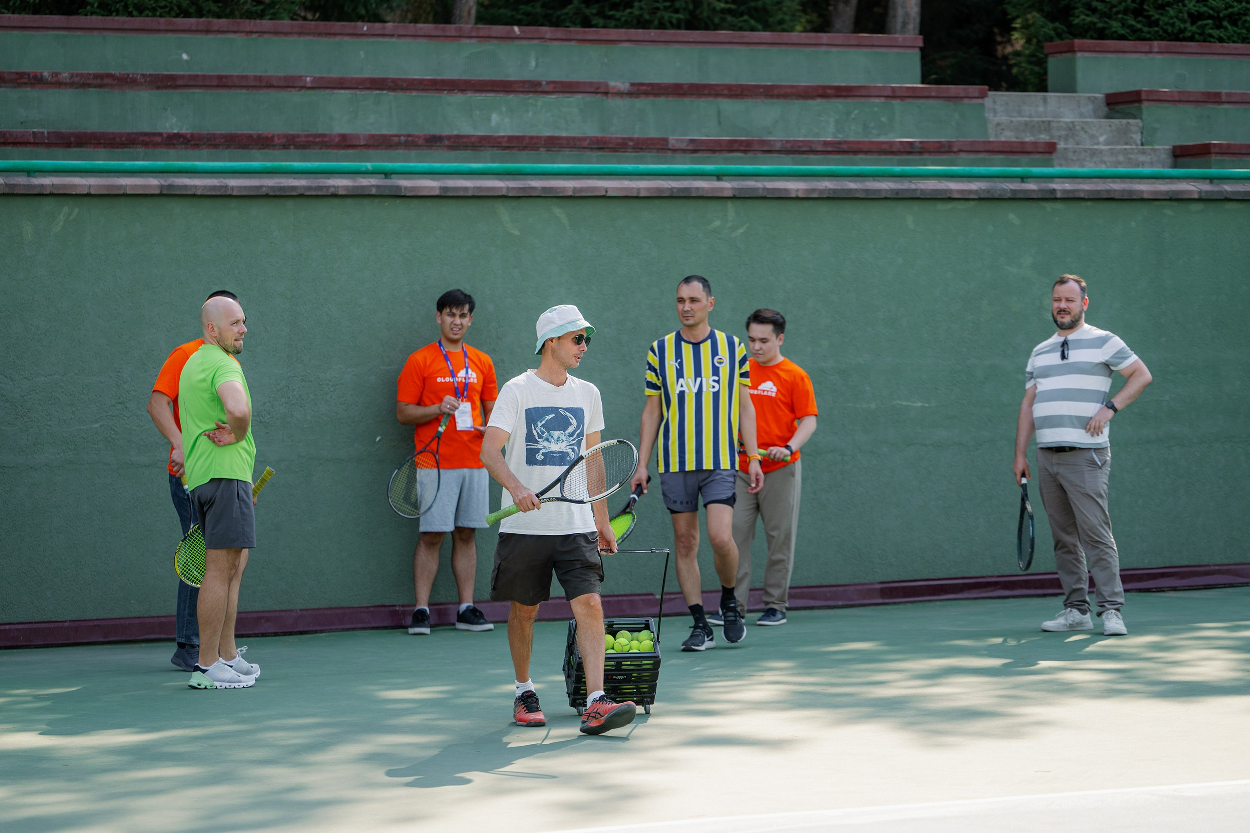 Конференция/Игра в тенис — BakoTech&Cloudfire. Фотограф в Алматы — Алексей Коньков | Репортаж, свадьбы, портреты