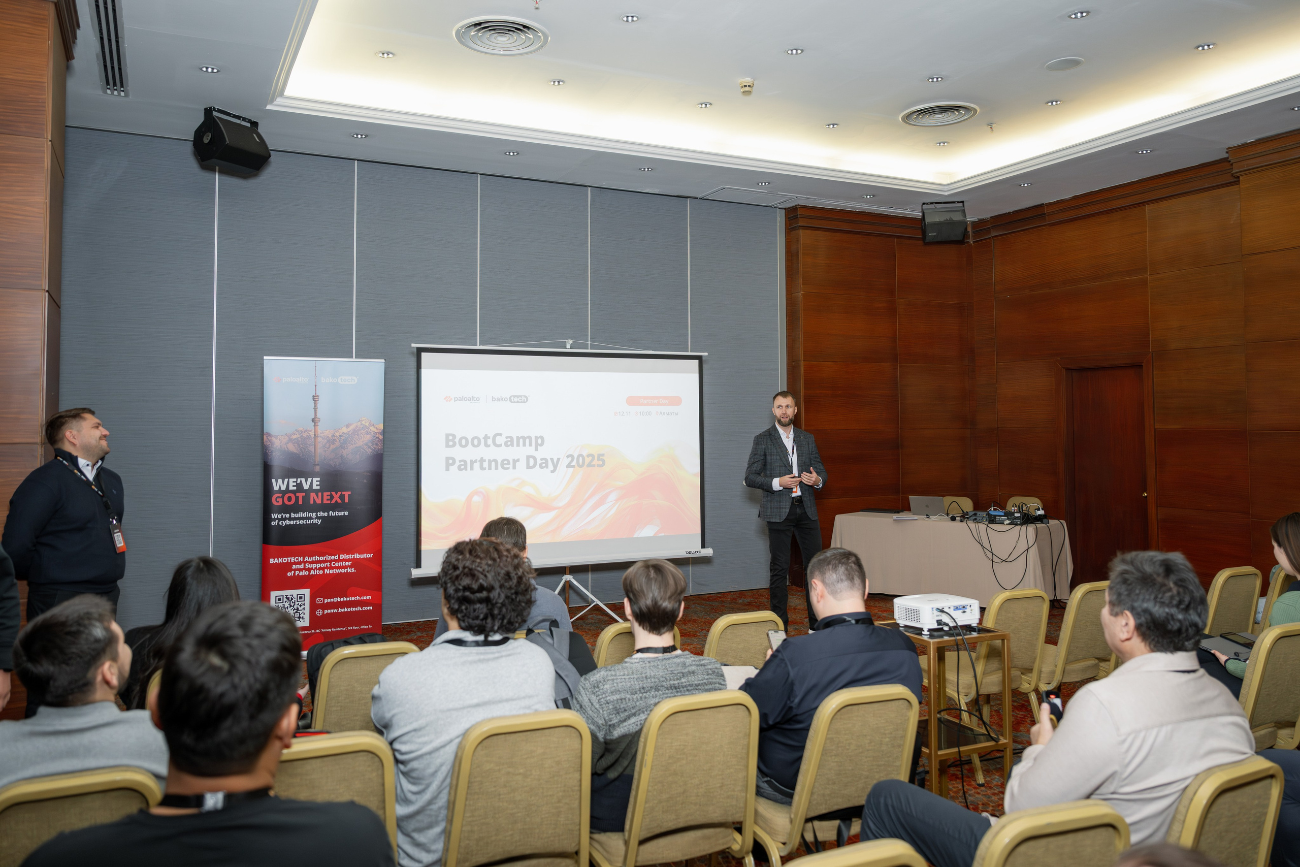 BakoTech&PaloAlto. Фотограф в Алматы — Алексей Коньков | Репортаж, свадьбы, портреты