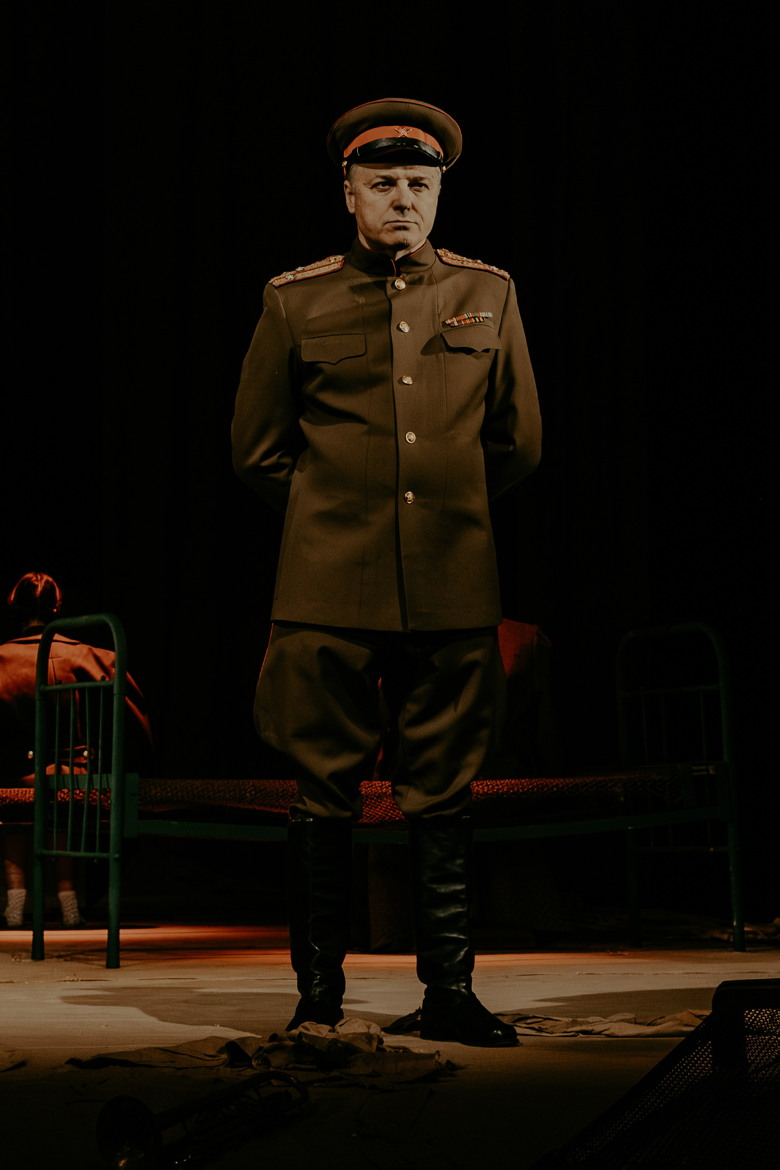 Театр Юного Зрителя " Не покидай меня». Фотограф Марк Файзулин