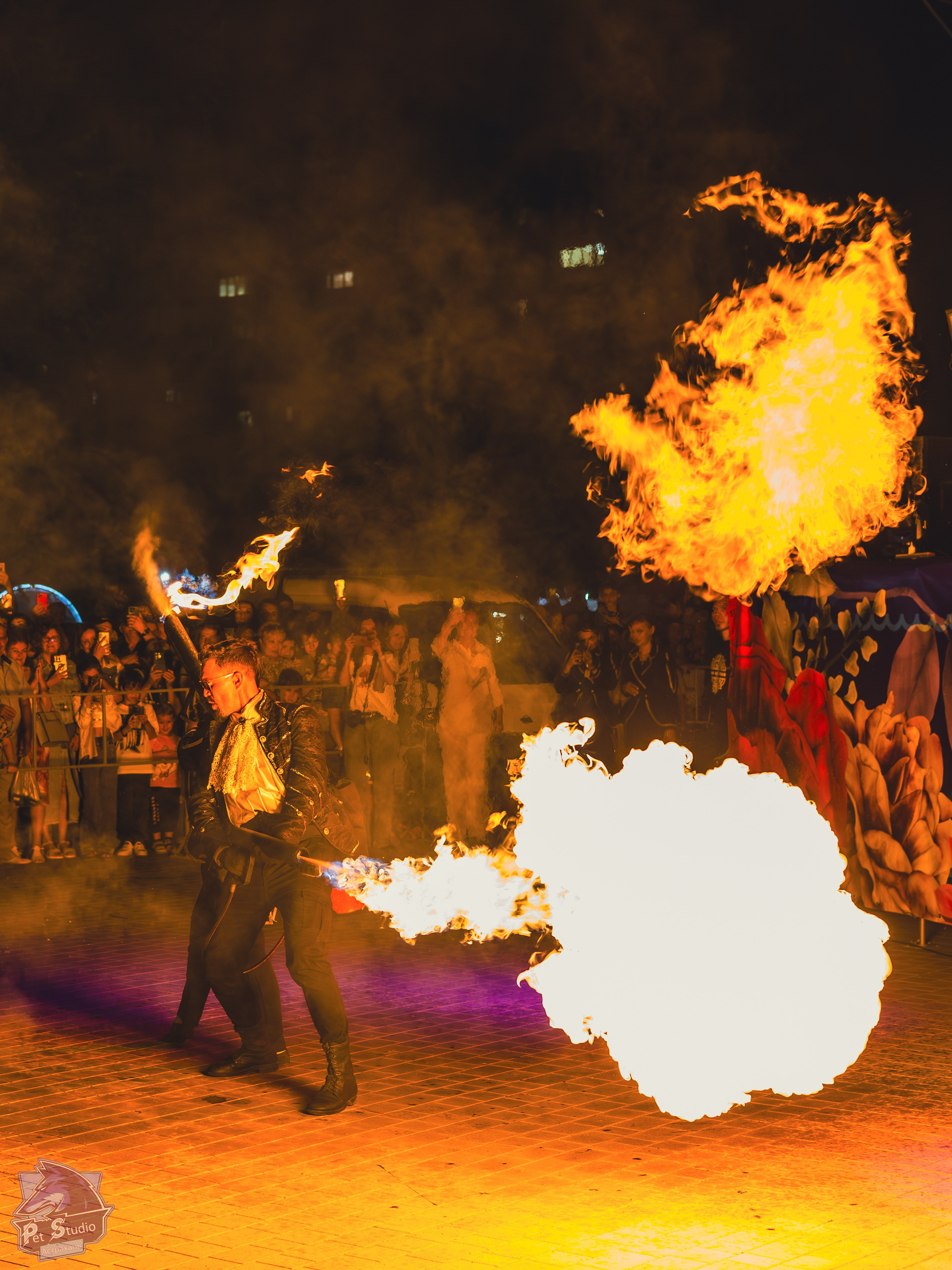 Репортаж «Огни Каспия». Фотограф Марк Файзулин
