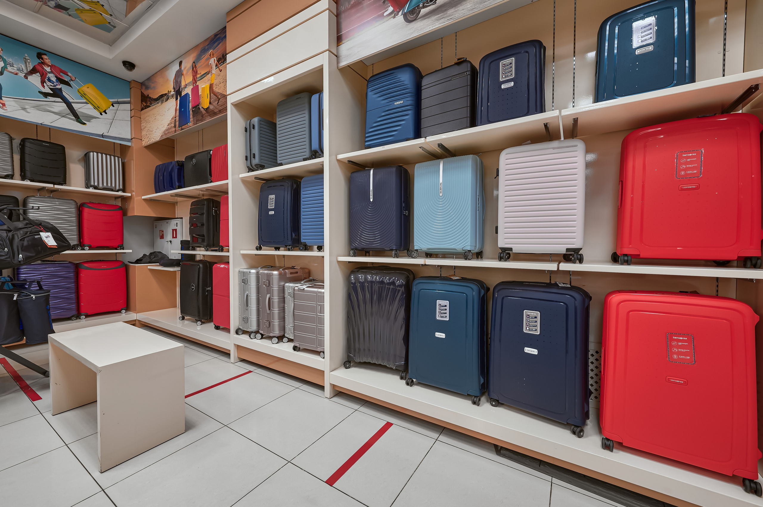 Портфолио по интерьерной и экстерьерной фотосъёмки: Мир Сумок — Правый берег. Фотограф Яковлев Роман — Красноярск