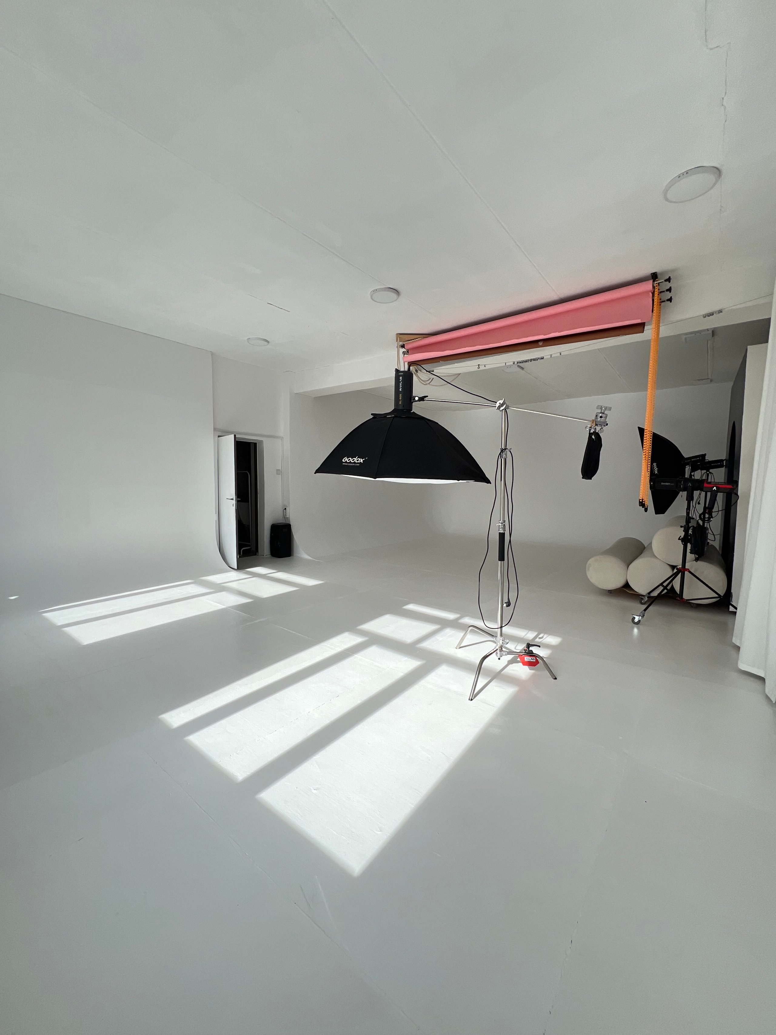 Зал Циклорама. Выпускные альбомы Нефтекамск