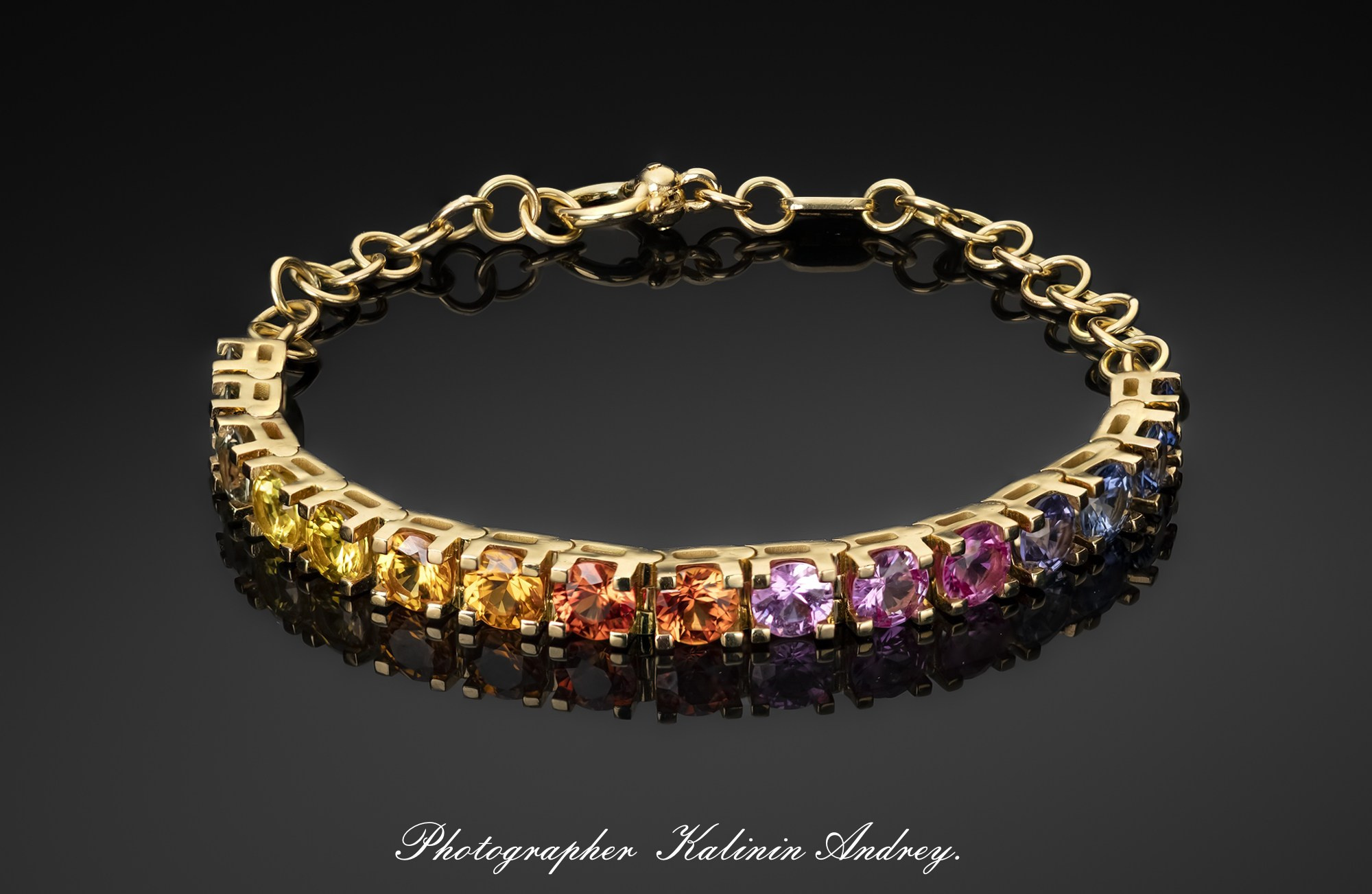 Рекламная эксклюзивная предметная фотосъёмка ювелирных изделий в Москве  тел +7 966-003-13-07. Высококачественная профессиональная рекламная фотосъёмка ювелирных украшений, драгоценных камней в Москве. Обучение, консультация