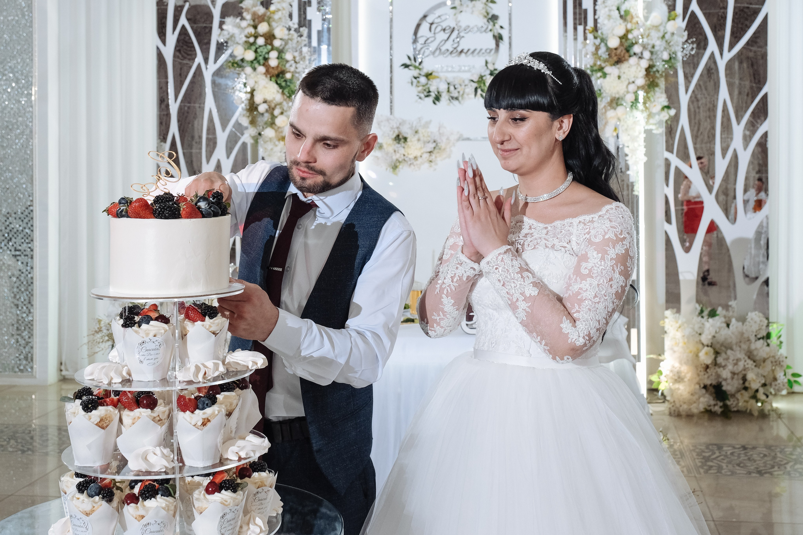 Сергей и Евгения_свадебная фотосессия в Версале. Свадебный фотограф в Челябинске Сырчикова Наталья