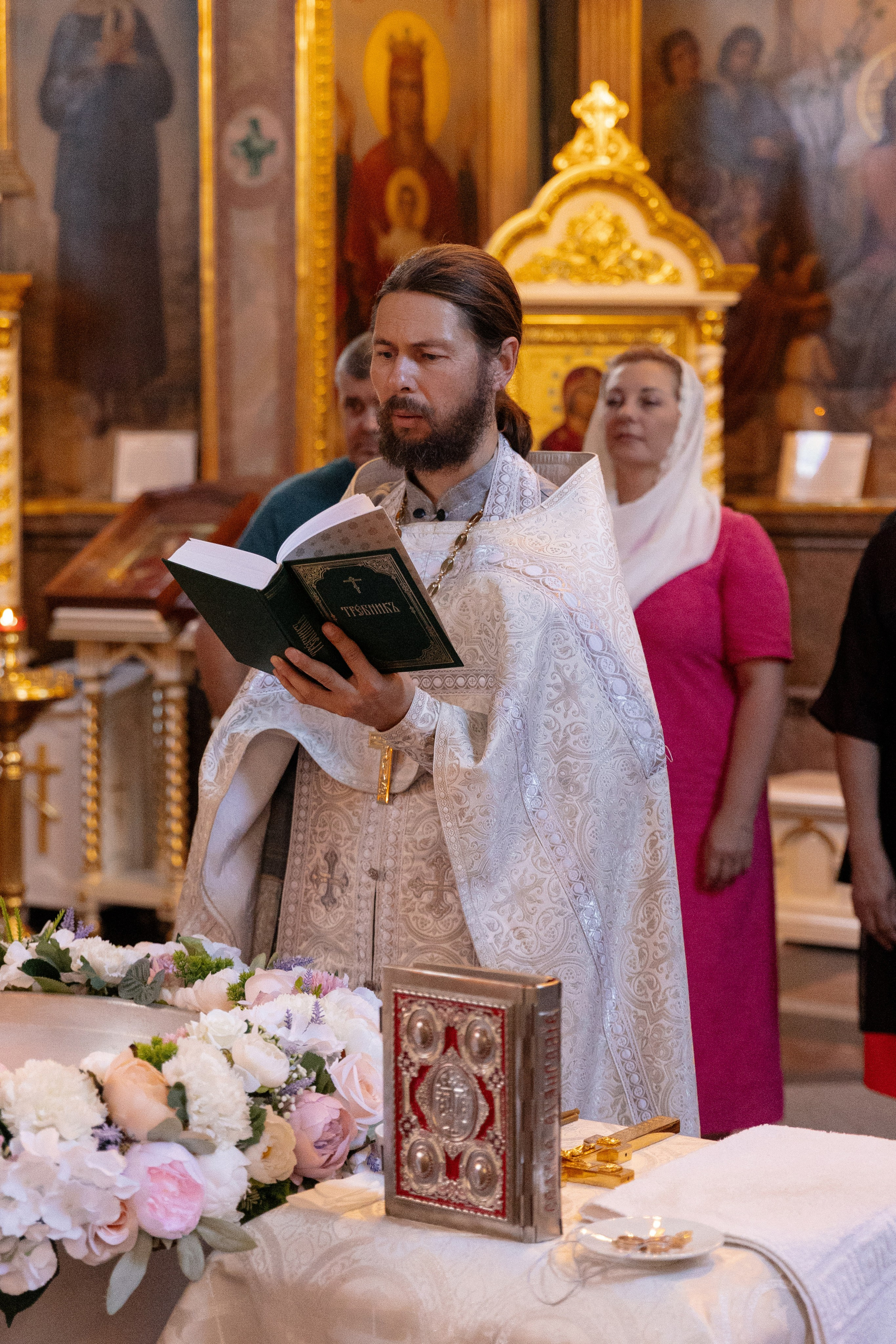 Крещение в Церкви иконы Божией Матери Целительницы. Свадебный фотограф и видеограф Краснодар, Ростов, Сочи, Новороссийск