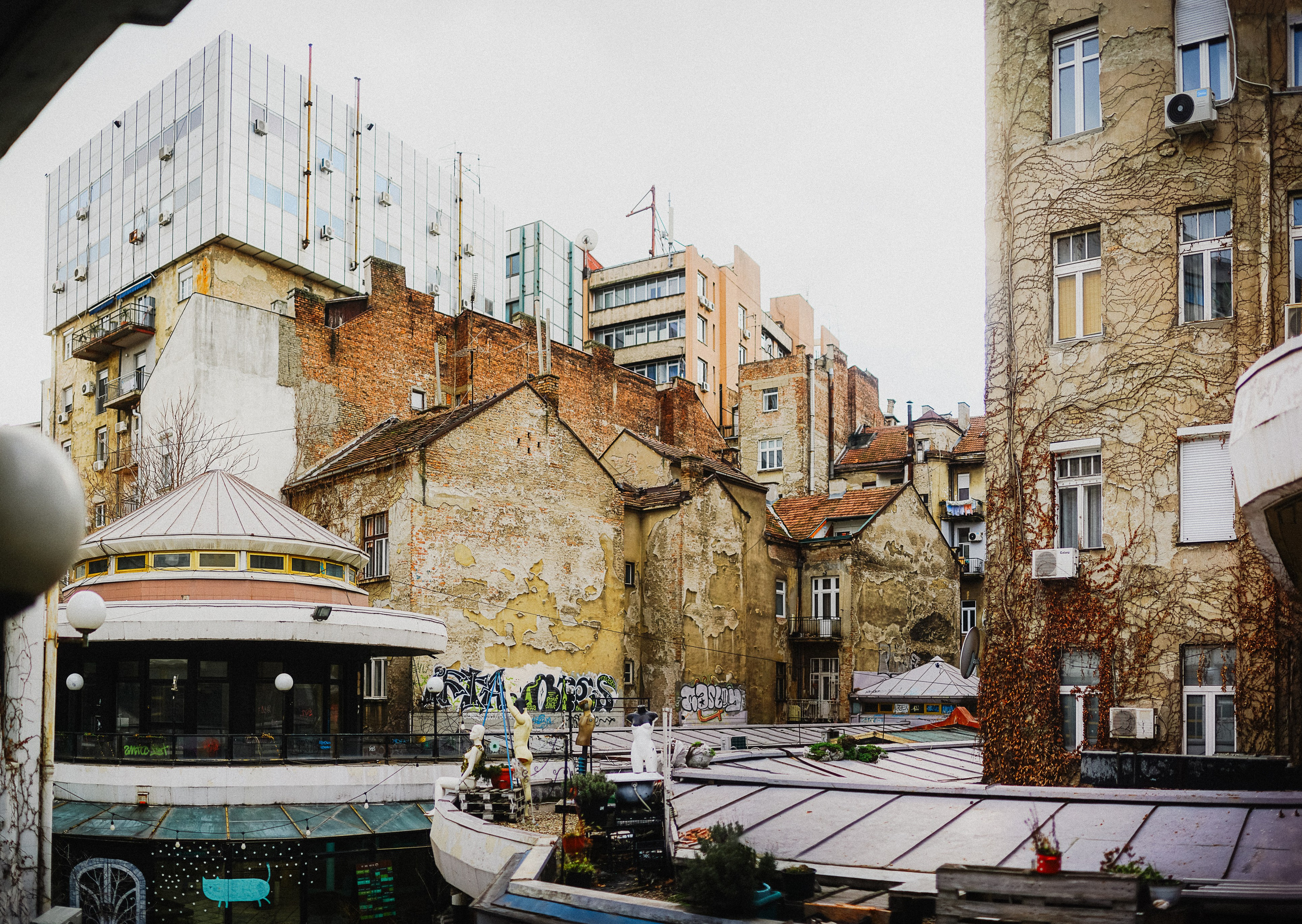 Urban and Street. Oleg Kozachok — Photographer with Protanopia | Portraits, Texture & Light