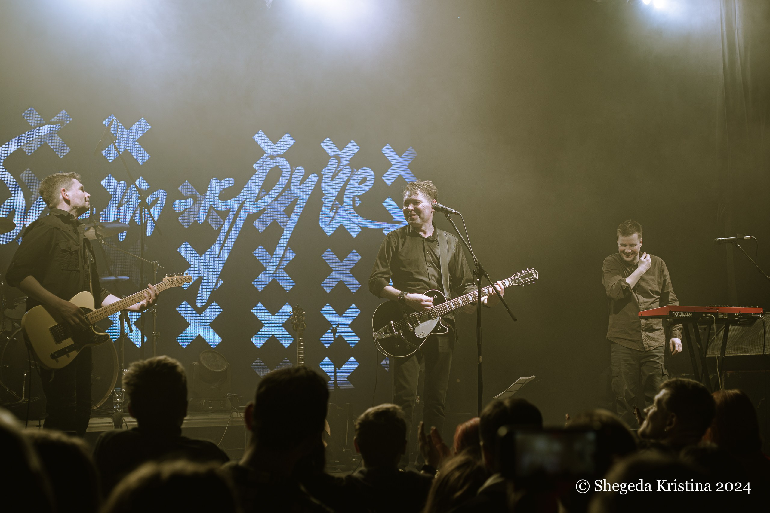 Торба-на-Круче концерт в Питере, клуб Космонавт