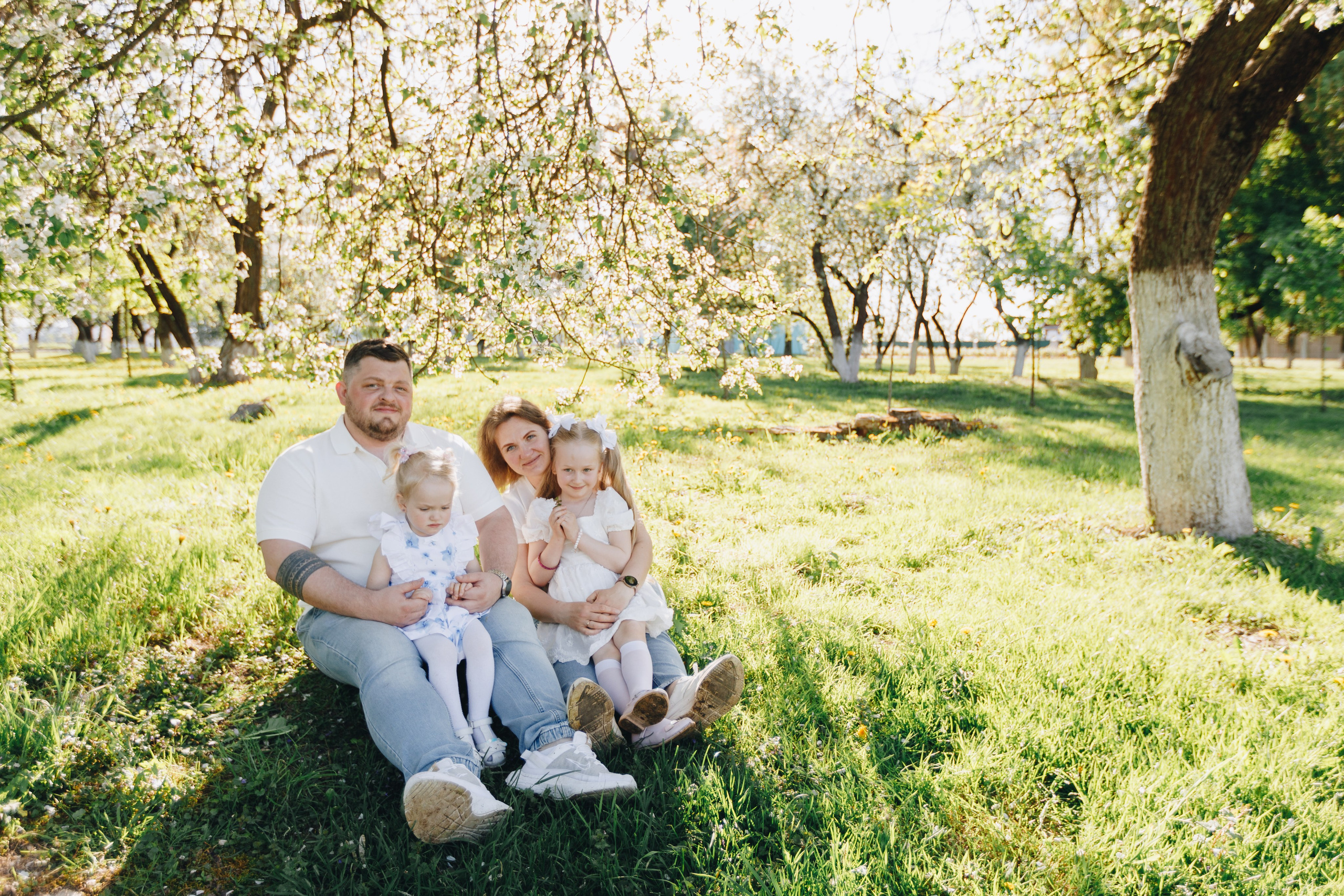 Семья весной. Свадебный семейный фотограф и видеограф Гомель Минск Беларусь Европа