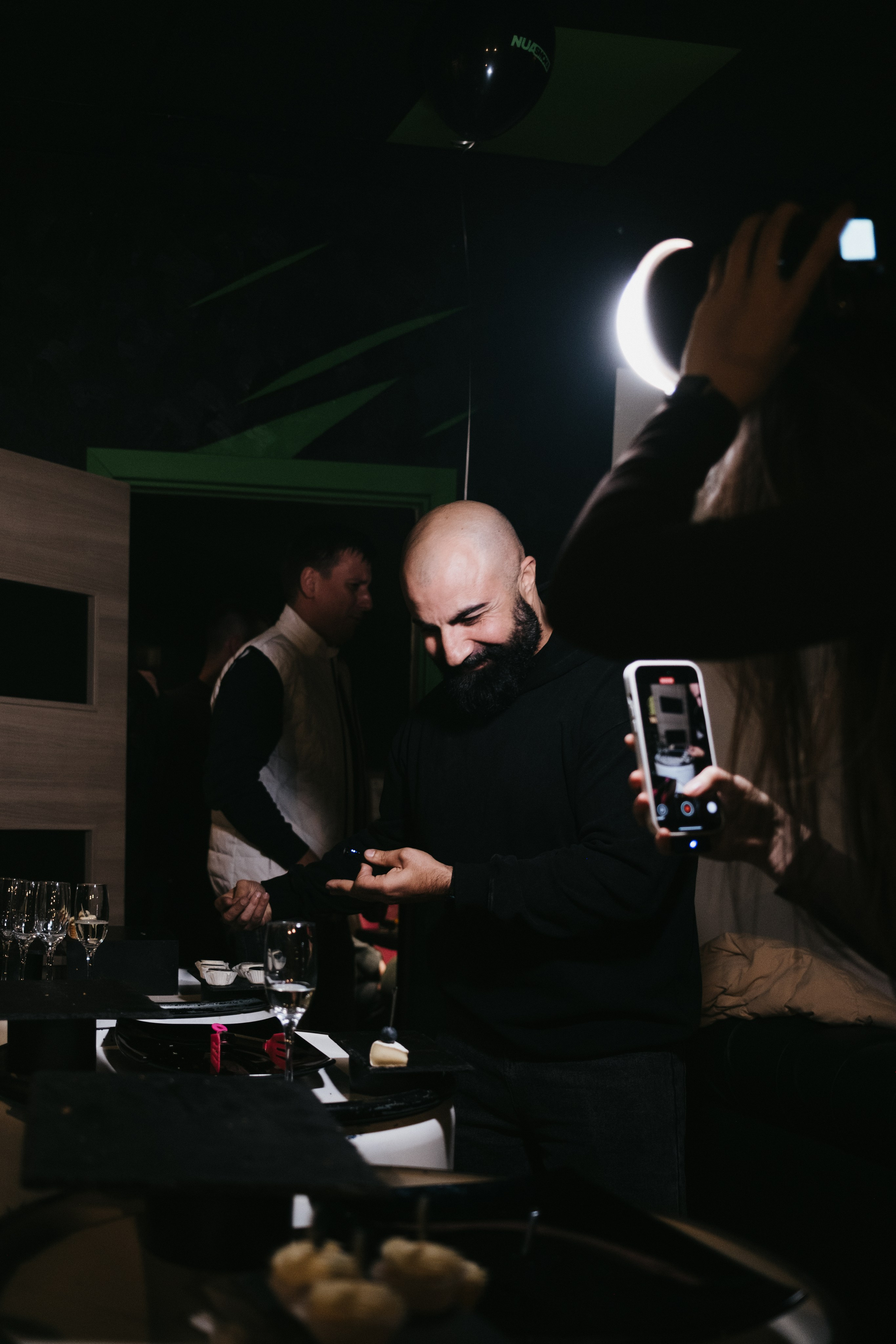 День рождения кальяной NUASMOKE 11 лет. Свадебный и репортажной фотограф Денис Ожигин в Краснодаре и Краснодарском крае