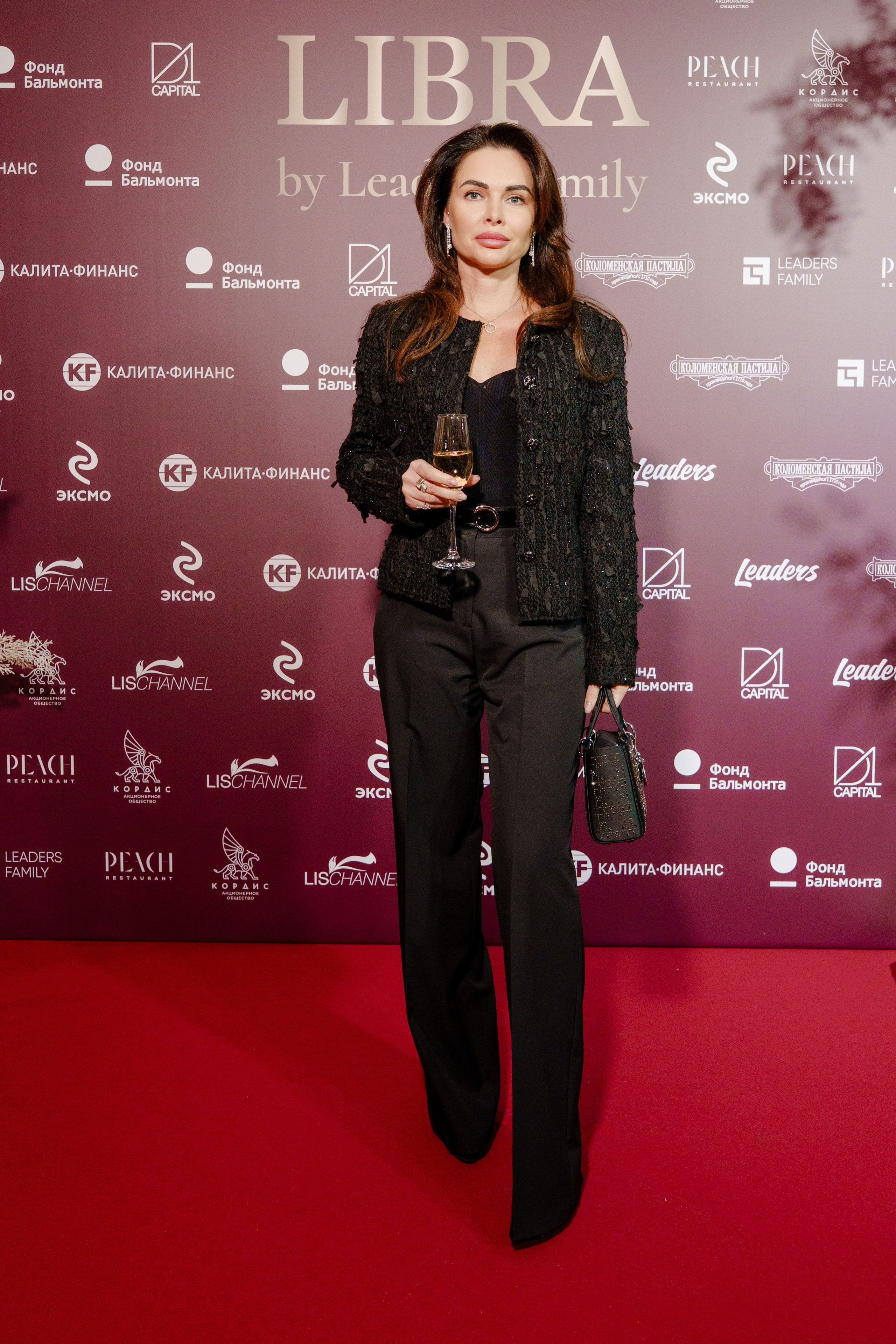 Литературный вечер «Libra». Репортажный фотограф в Москве Саша Дружинина