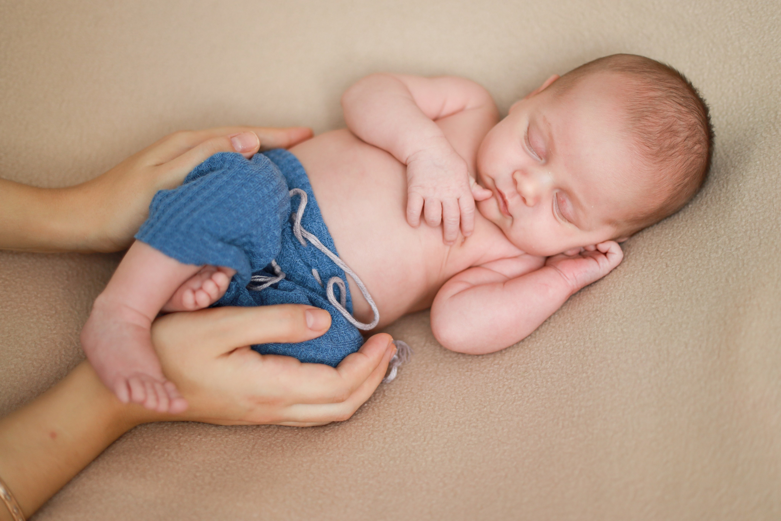 Ньюборн съёмка в студии. Семейный и Детский фотограф в Краснодаре Дарья Насаченко