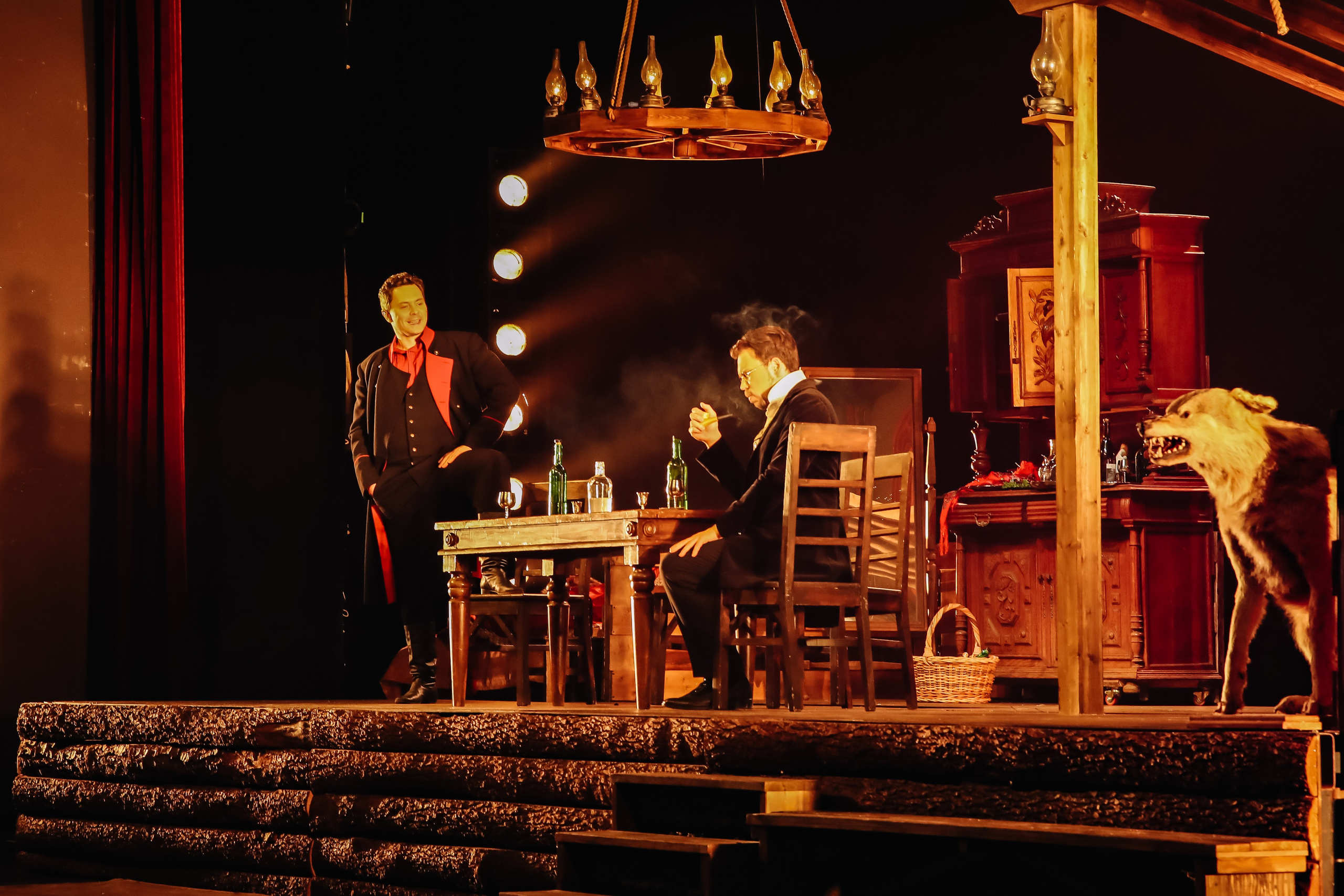 Премьера спектакля «На бойком месте» Театр Сатиры. Профессиональный фотограф в Москве | Заказать фотосессию и съемку