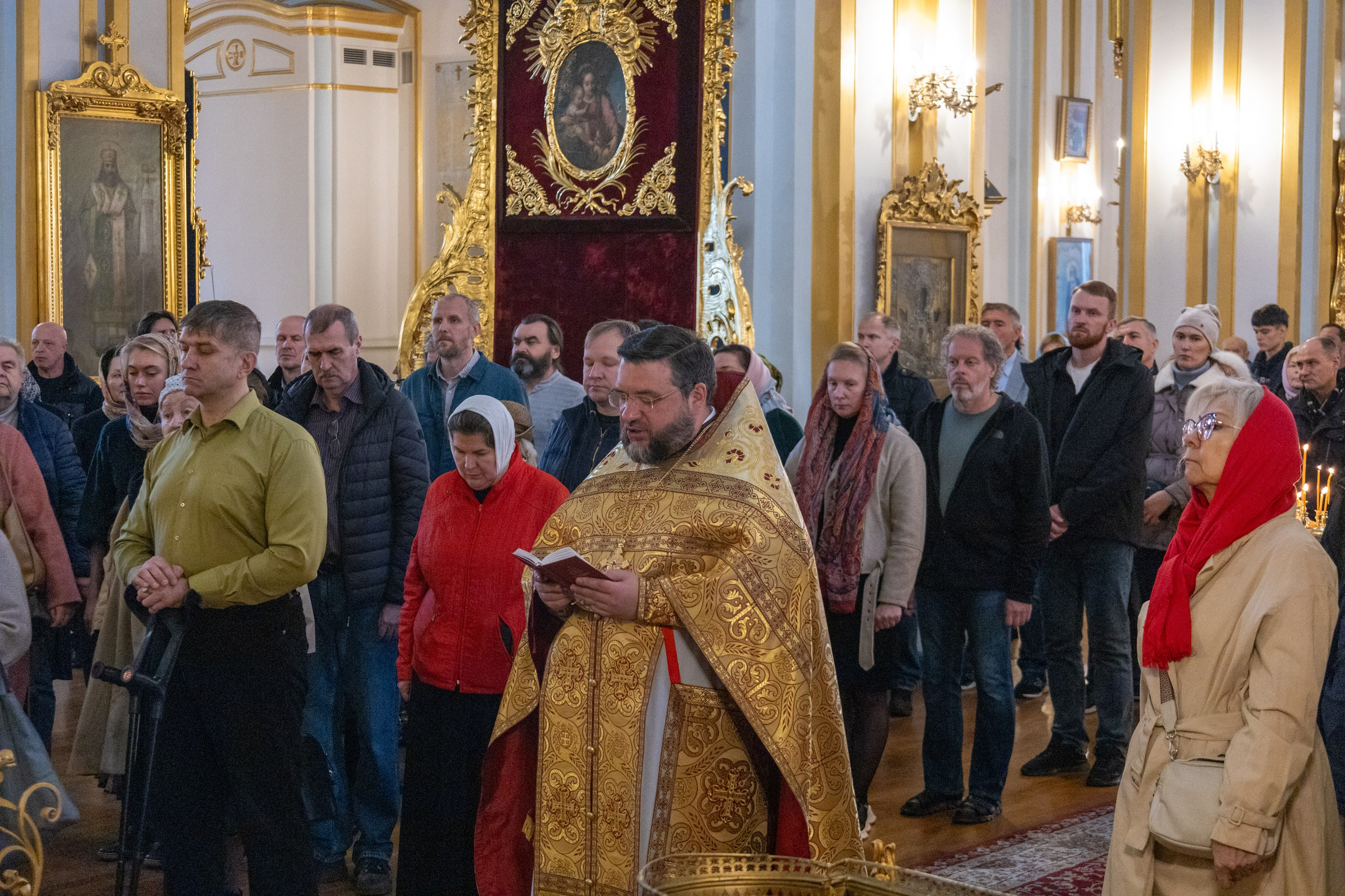 Неделя 17-я по Пятидесятнице. Глас 8-й. Ап. от 70-ти Кодрата. Сщмч. Фоки, еп. Синопийского. НИКОЛО-БОГОЯВЛЕНСКИЙ МОРСКОЙ СОБОР