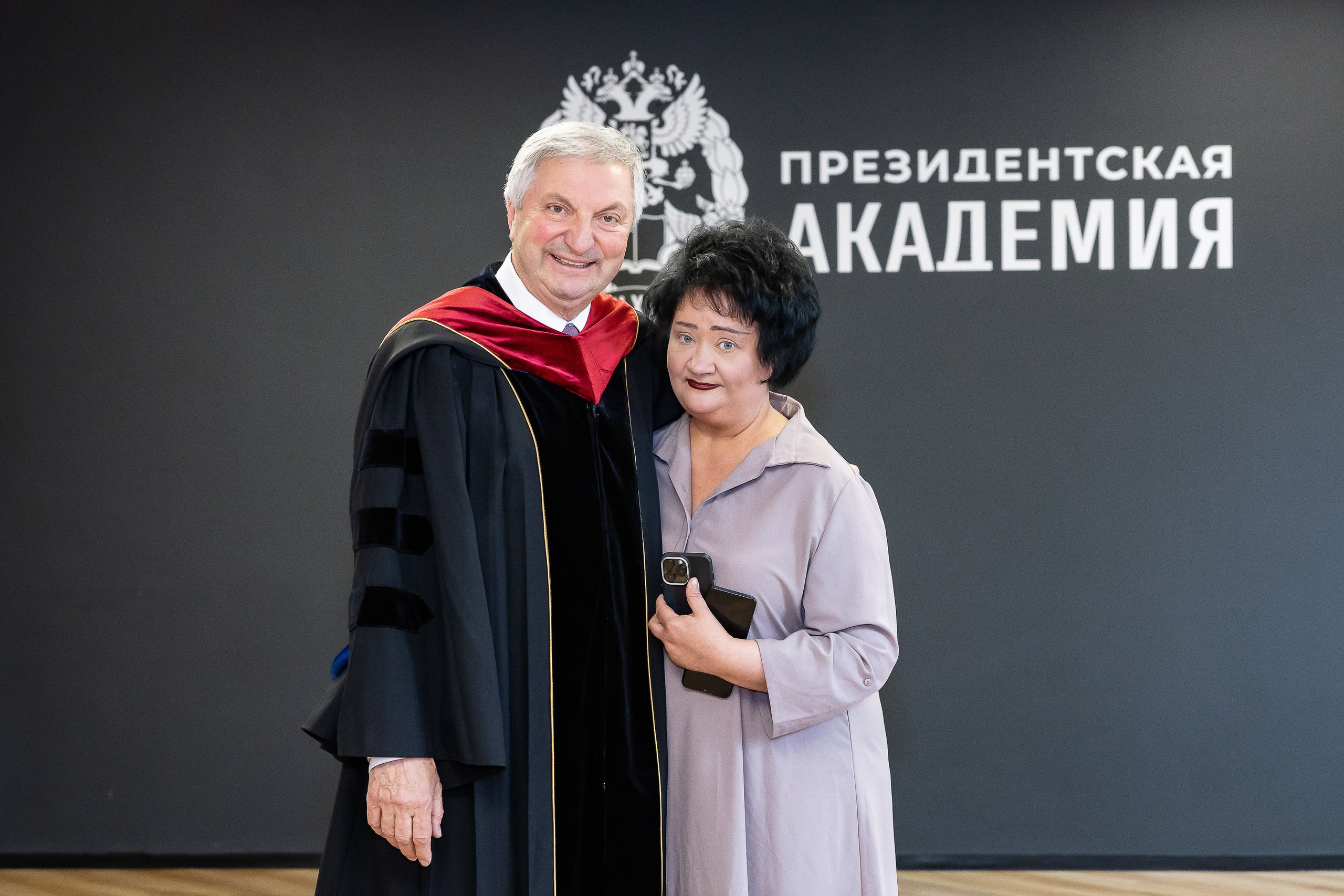 Вручение дипломов об окончании обучения в Президентской академии РАНХиГС. Фотограф Владимир Охрименко