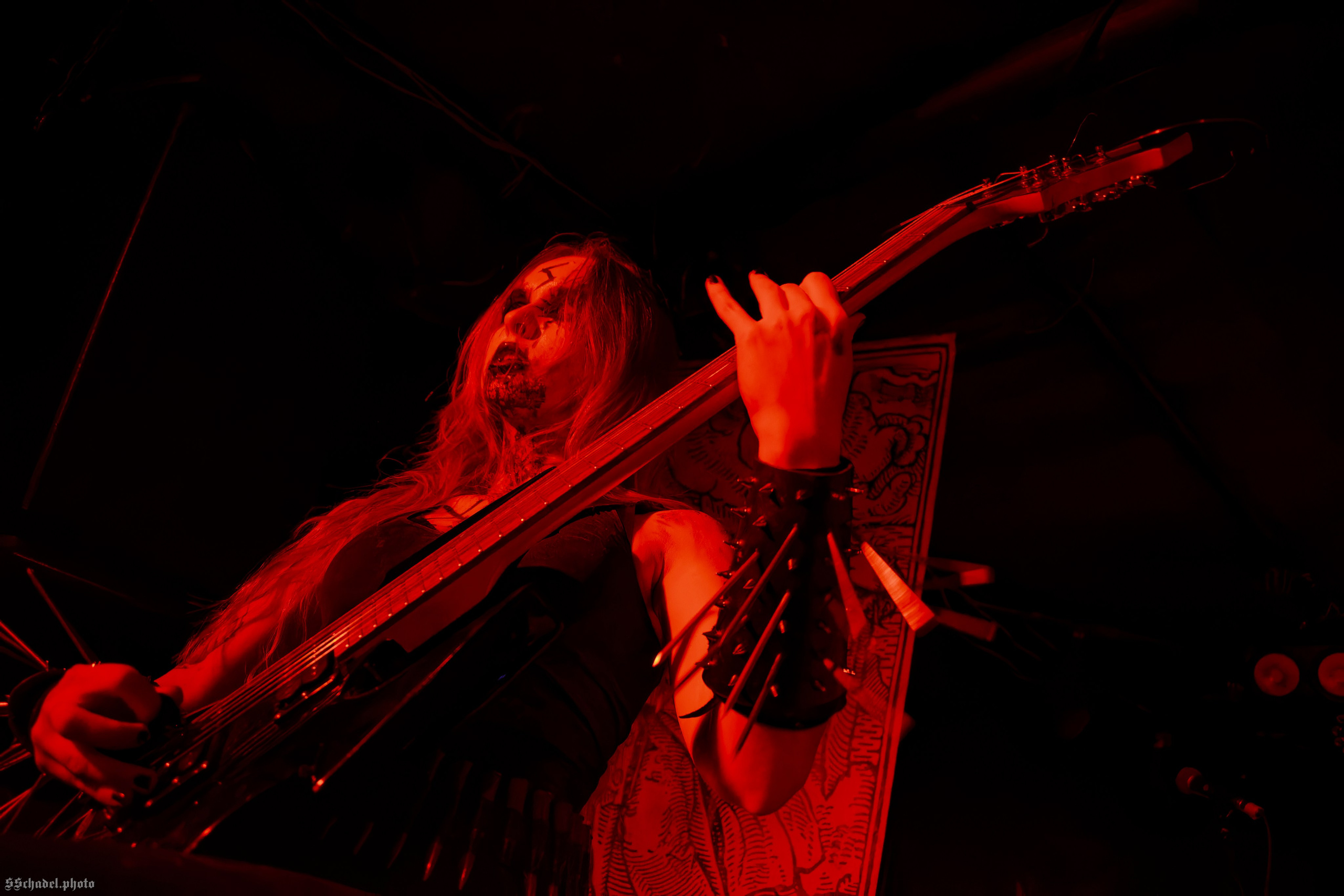 Frostlagte Måne 11.04.25. We will make everything metal!